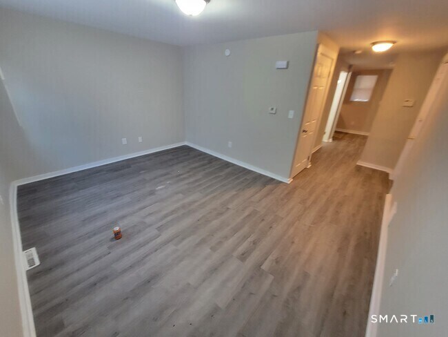 Photo 10 of 282 Davenport Avenue, New Haven, CT