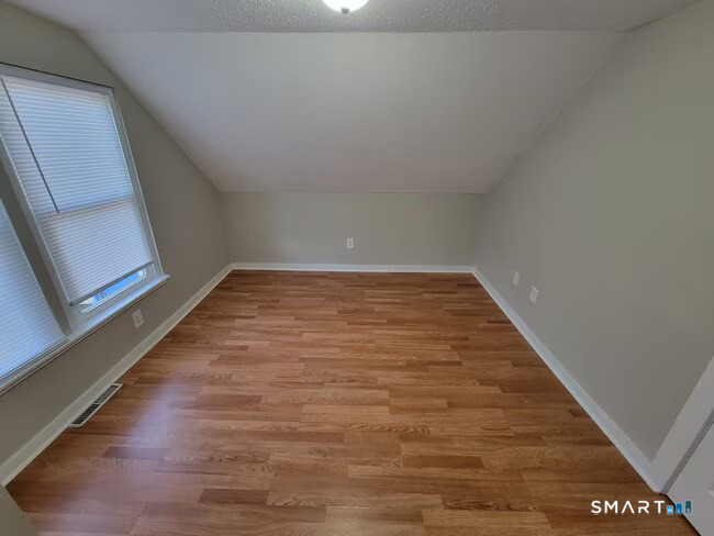 Photo 9 of 282 Davenport Avenue, New Haven, CT