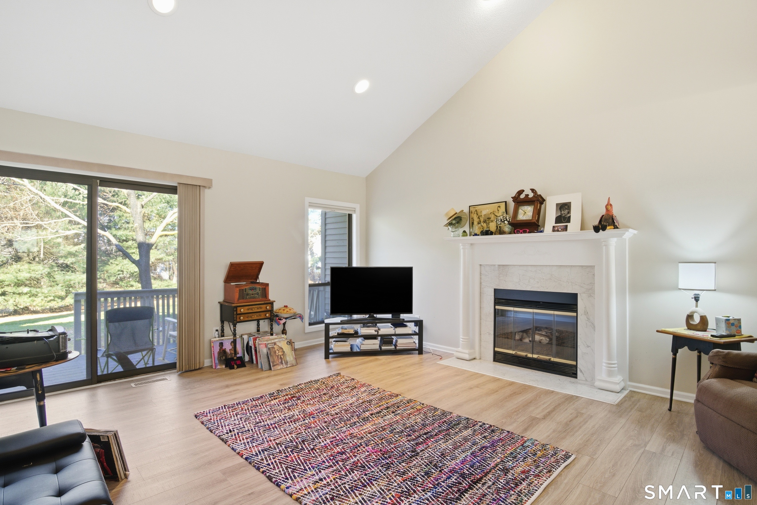 Homes for sale in Meriden, CT | 108 Metacomet Dr #108, Meriden, CT 06450 | MLS# 24147871