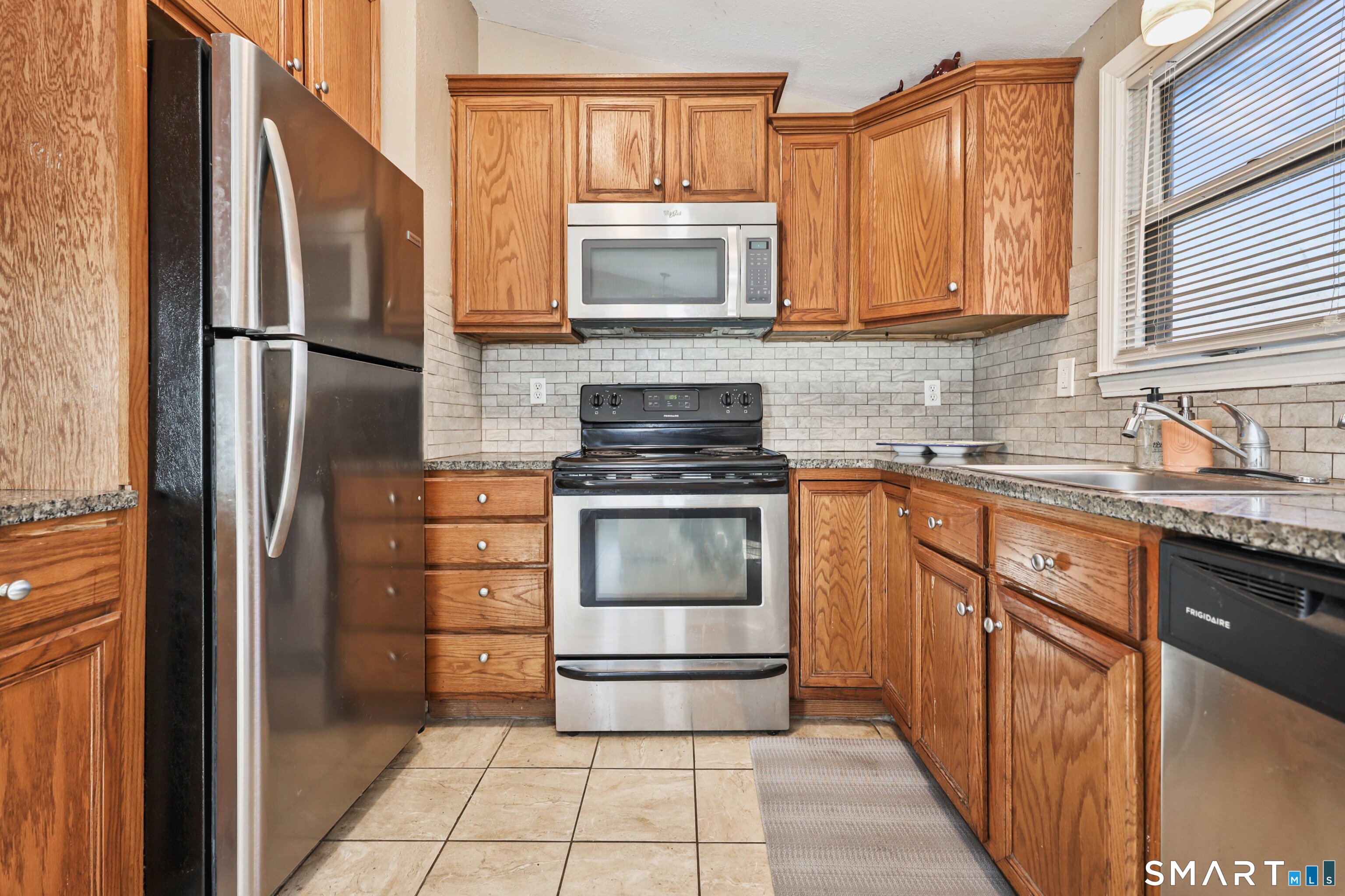 Photo 10 of 21 Hill Top Lane, Litchfield, CT