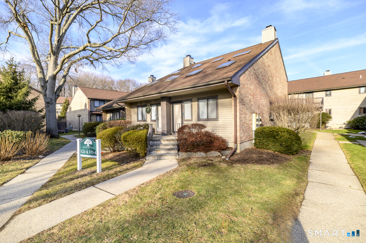 Homes for sale in Stamford, CT | 2437 Bedford St #H4, Stamford, CT 06905 | MLS# 24147956