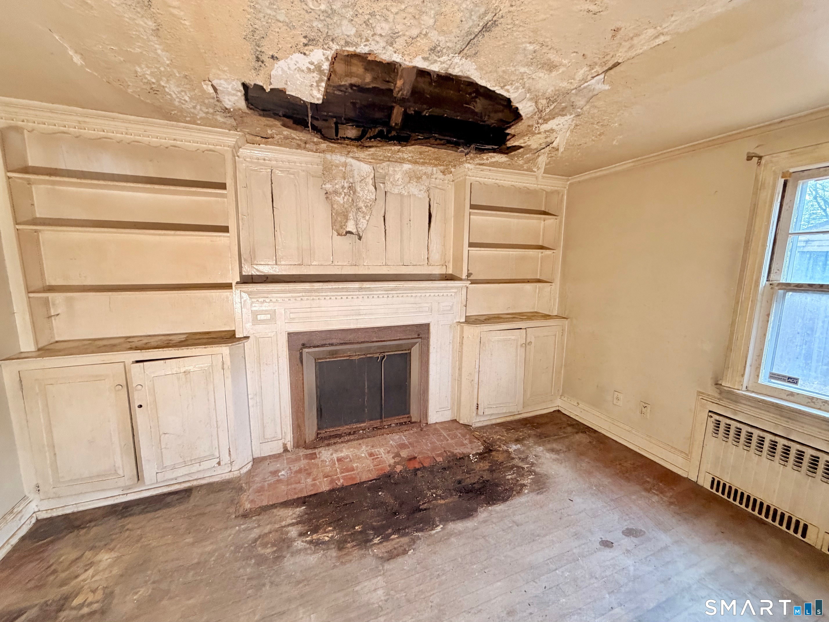 Homes for sale in Hartford, CT | 60 Hubbard Rd, Hartford, CT 06114 | MLS# 24148994