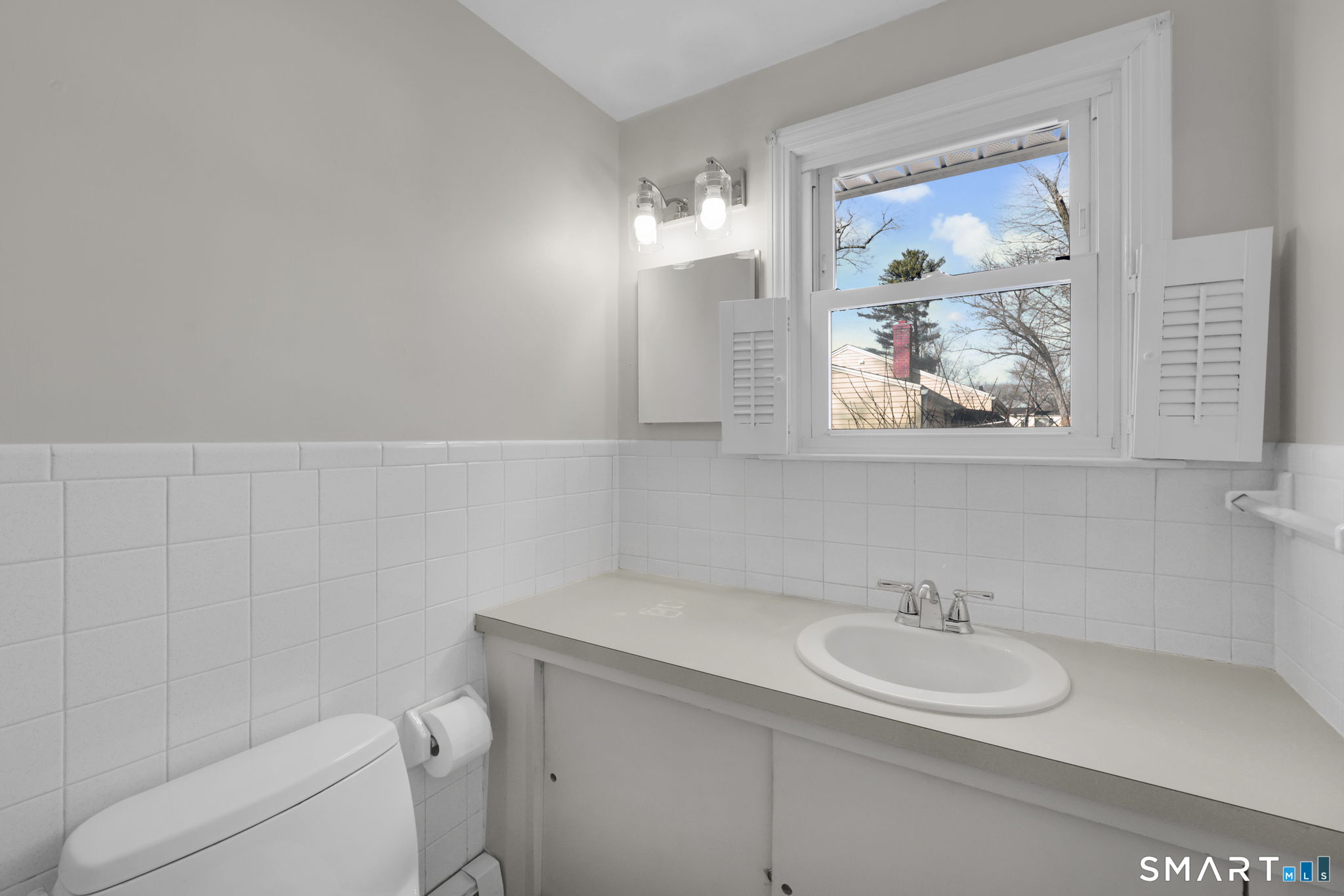 Photo 17 of 6 Ellis Road, Enfield, CT