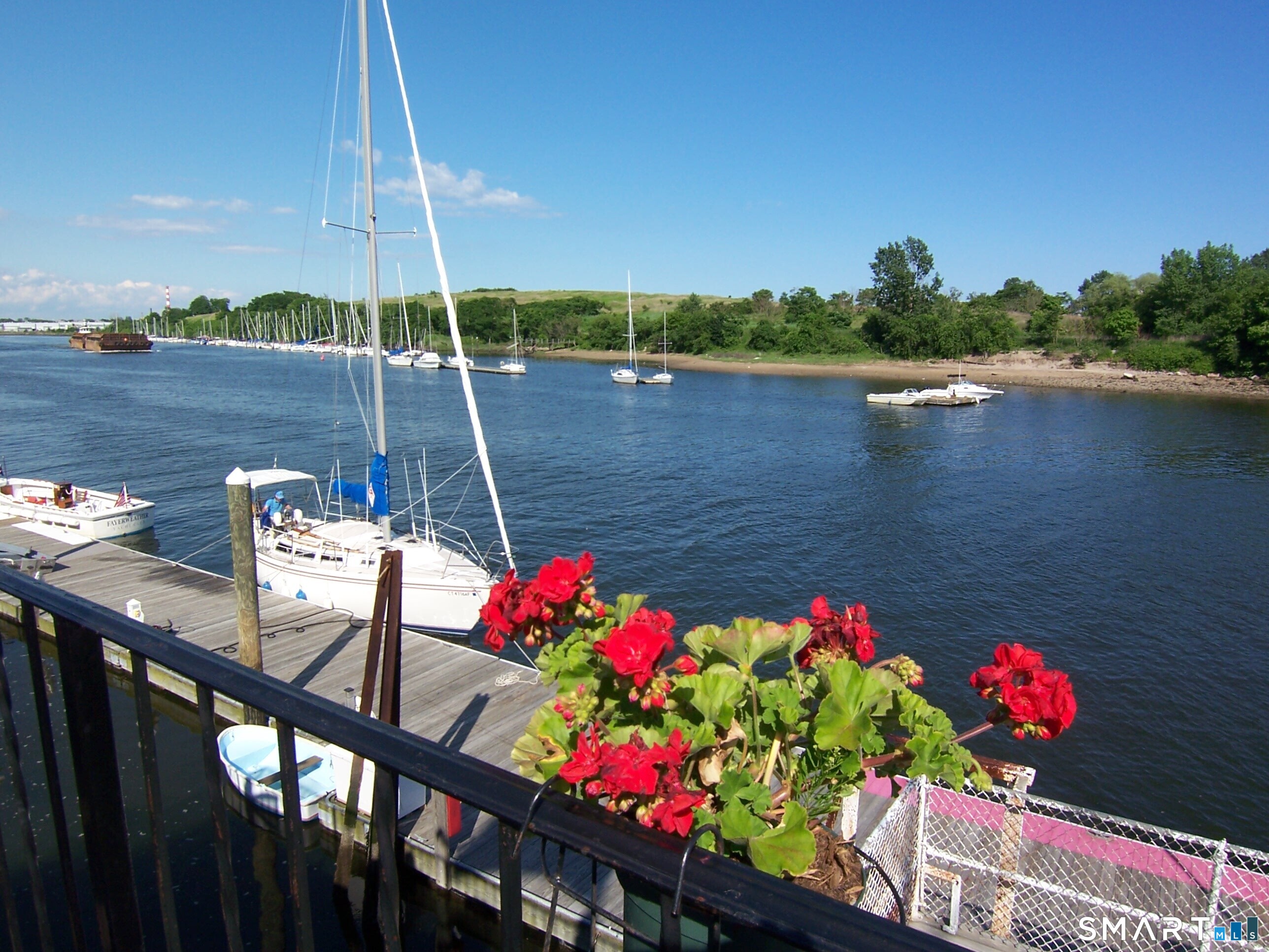 Homes for sale in Bridgeport, CT | 27 Nash Ln #5, Bridgeport, CT 06605 | MLS# 24148513