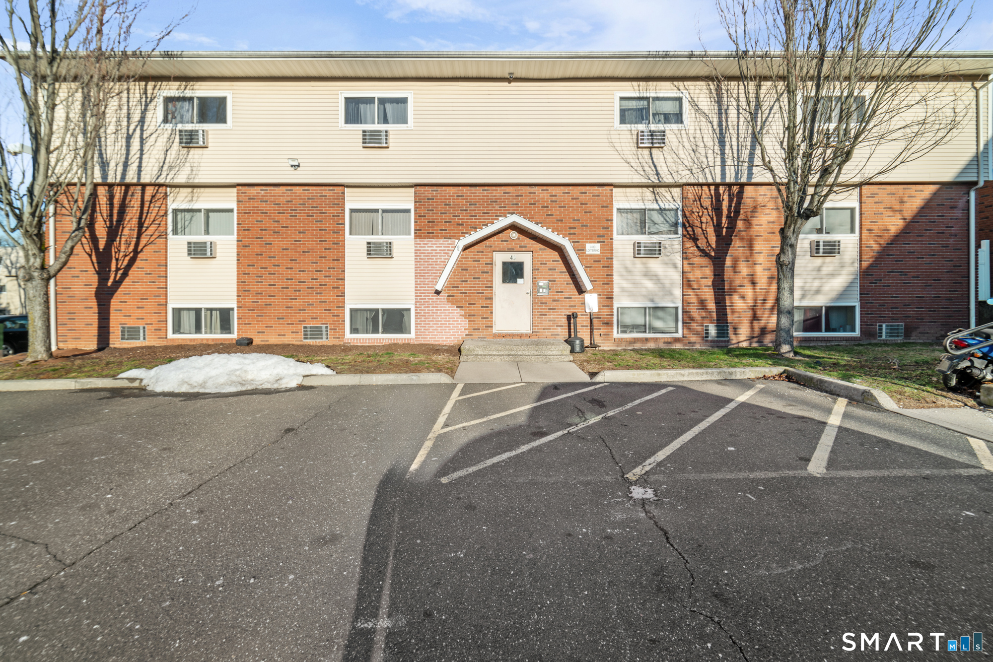 Homes for sale in West Haven, CT | 49 Glade St #A4, West Haven, CT 06516 | MLS# 24149032