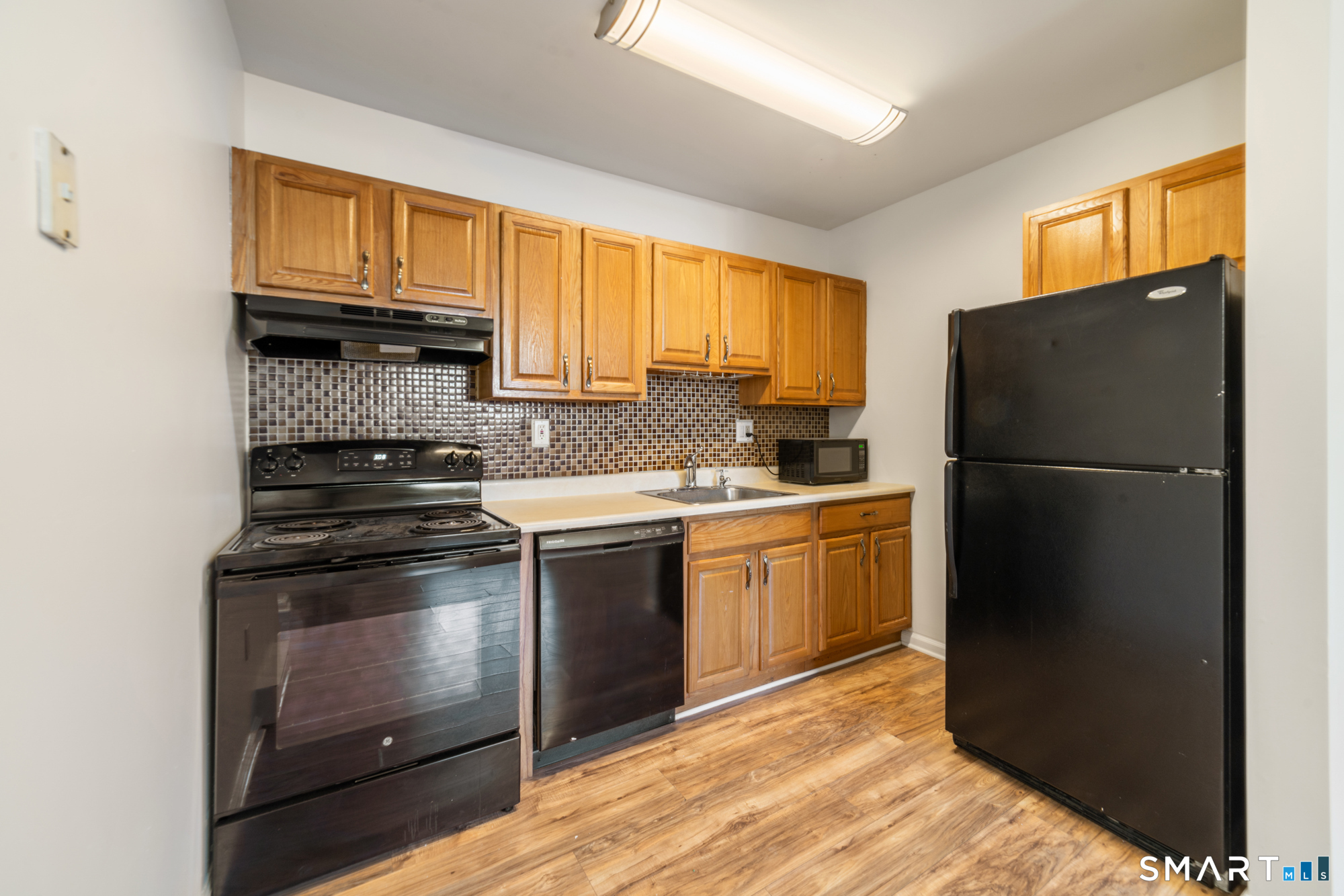 Photo 8 of 49 Glade Street, West Haven, CT