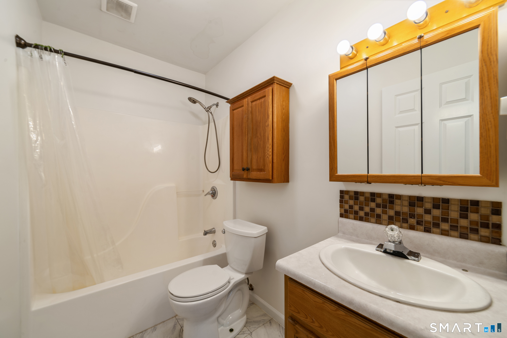 Photo 11 of 49 Glade Street, West Haven, CT