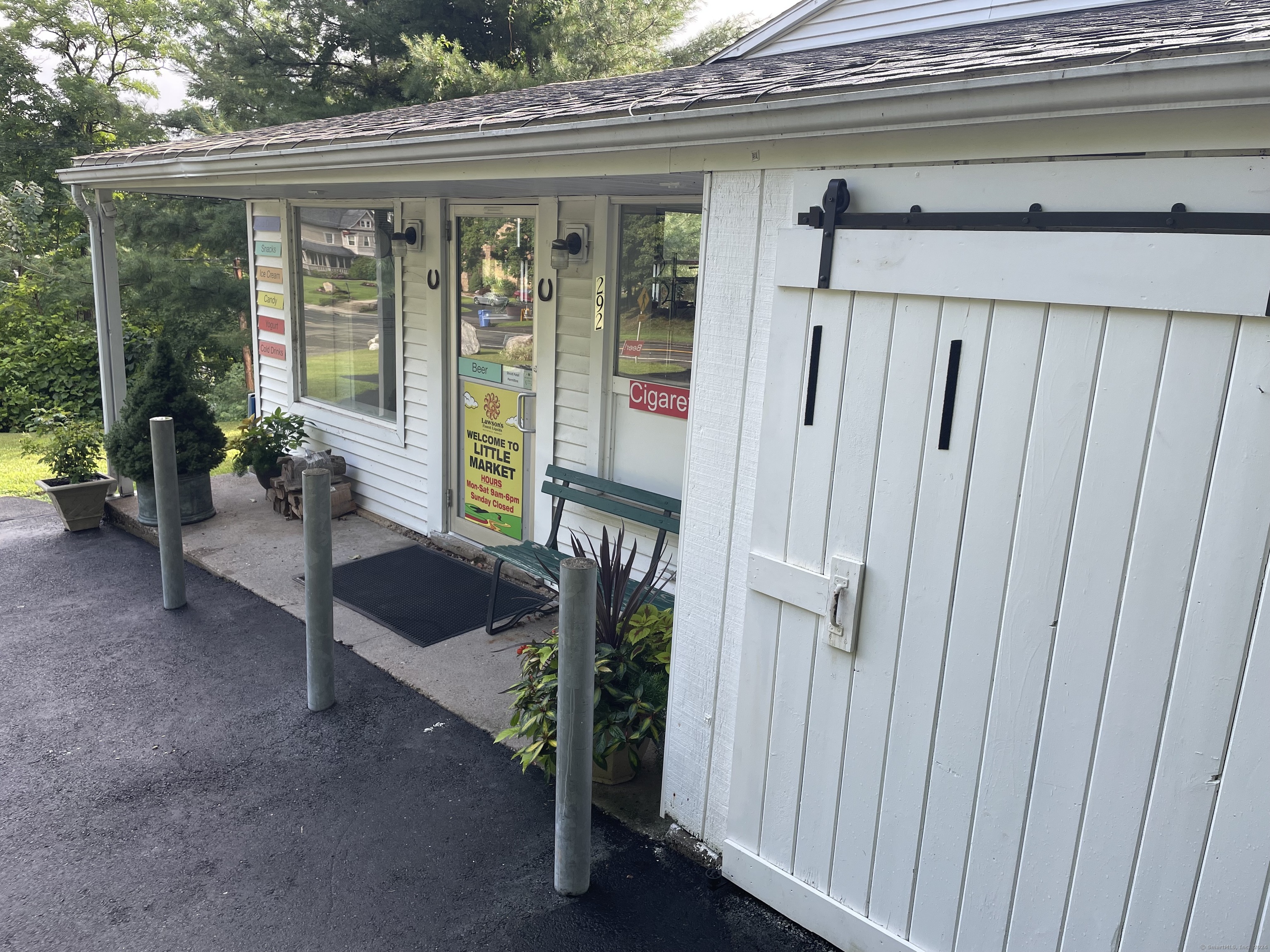 292 Canton, Burlington, 06013, 0 , 0 ,0,Commercial For Lease,For Rent,Canton,0,24149054