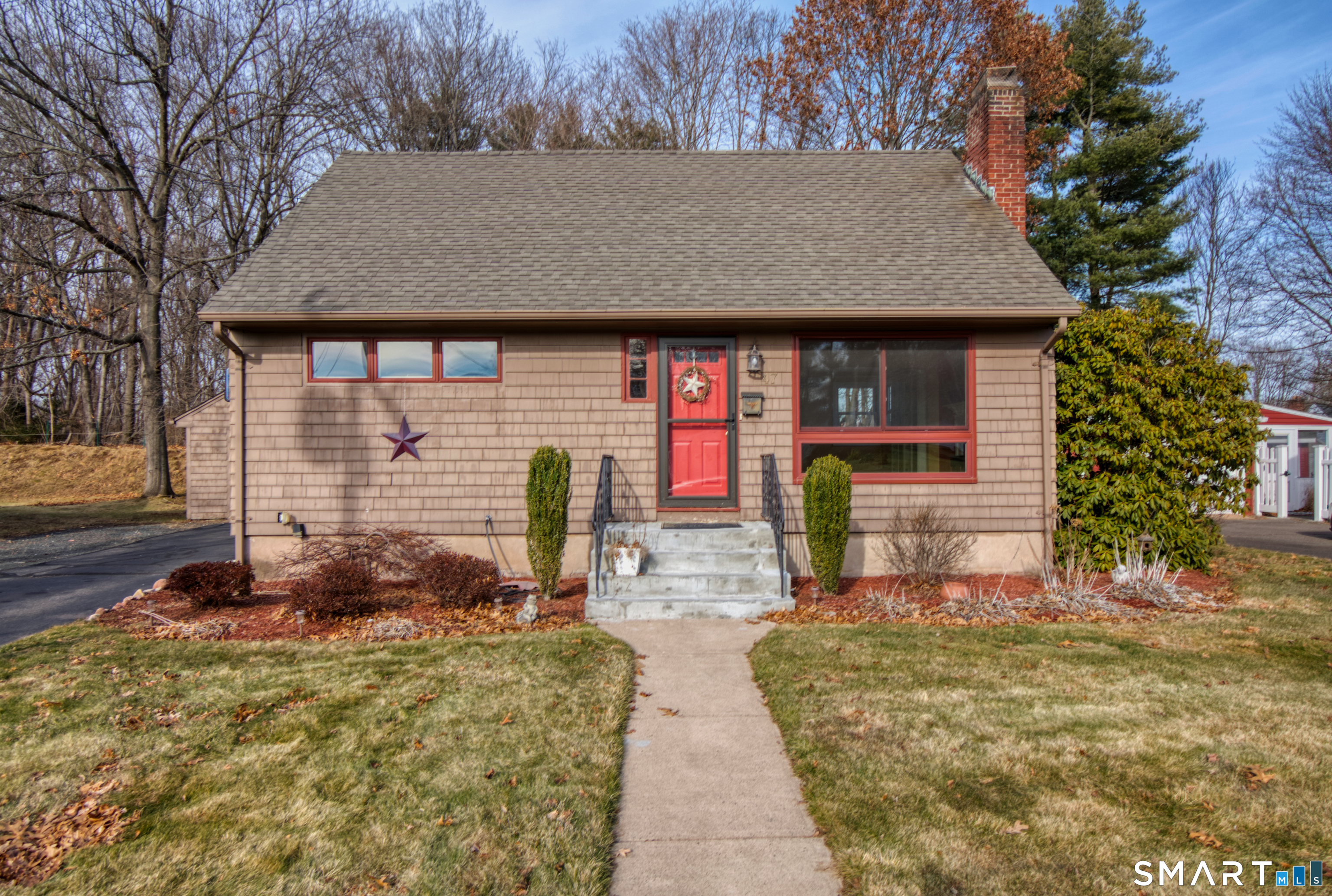 Homes for sale in Manchester, CT | 47 Clyde Rd, Manchester, CT 06042 | MLS# 24149026