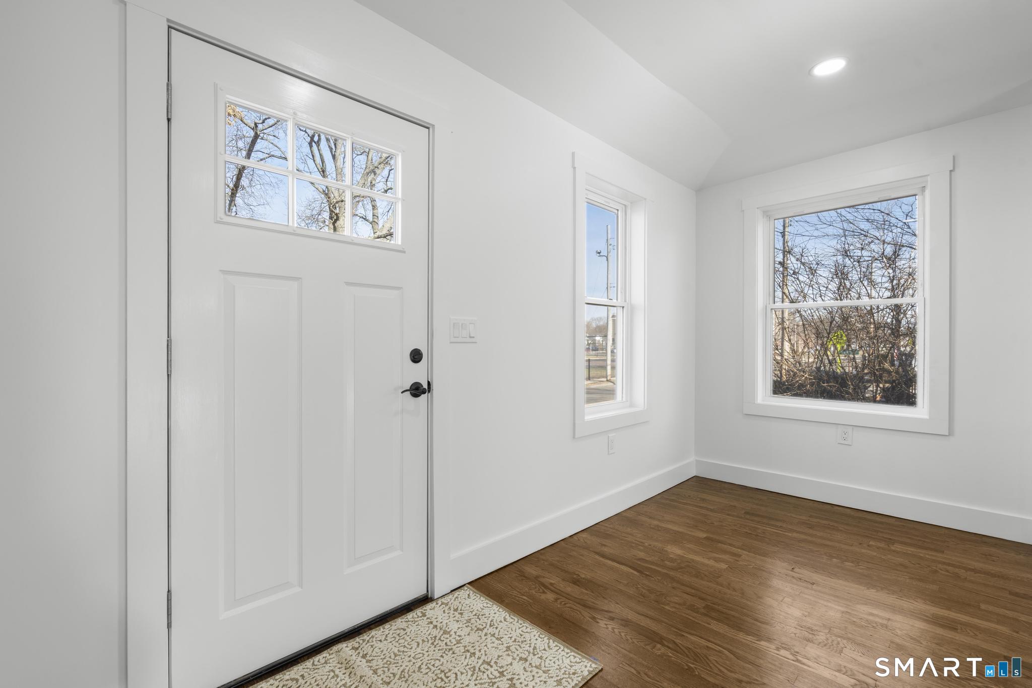 Homes for sale in Stratford, CT | 553 Birdseye St, Stratford, CT 06615 | MLS# 24149023