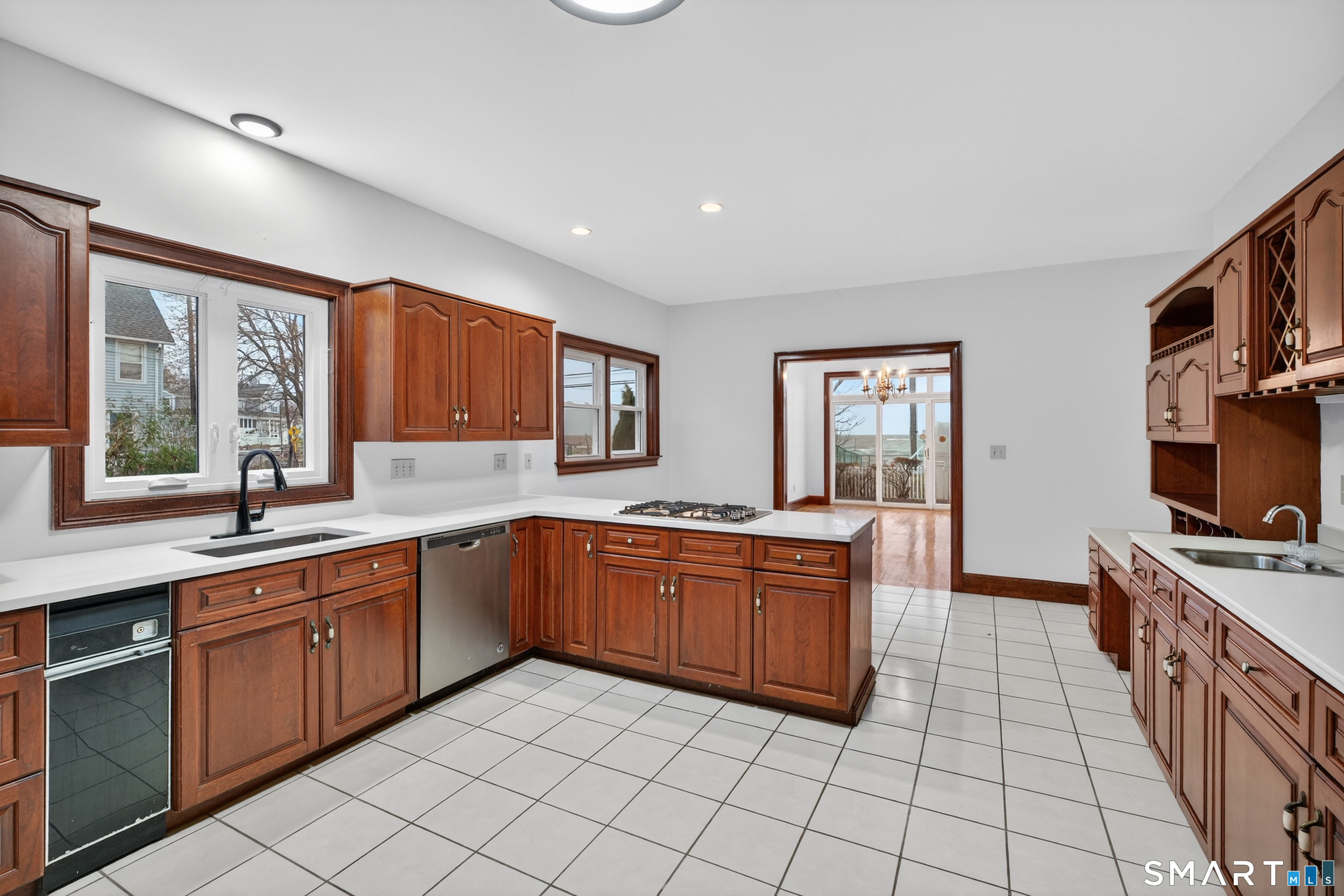 Photo 15 of 82 Limewood Avenue, Branford, CT