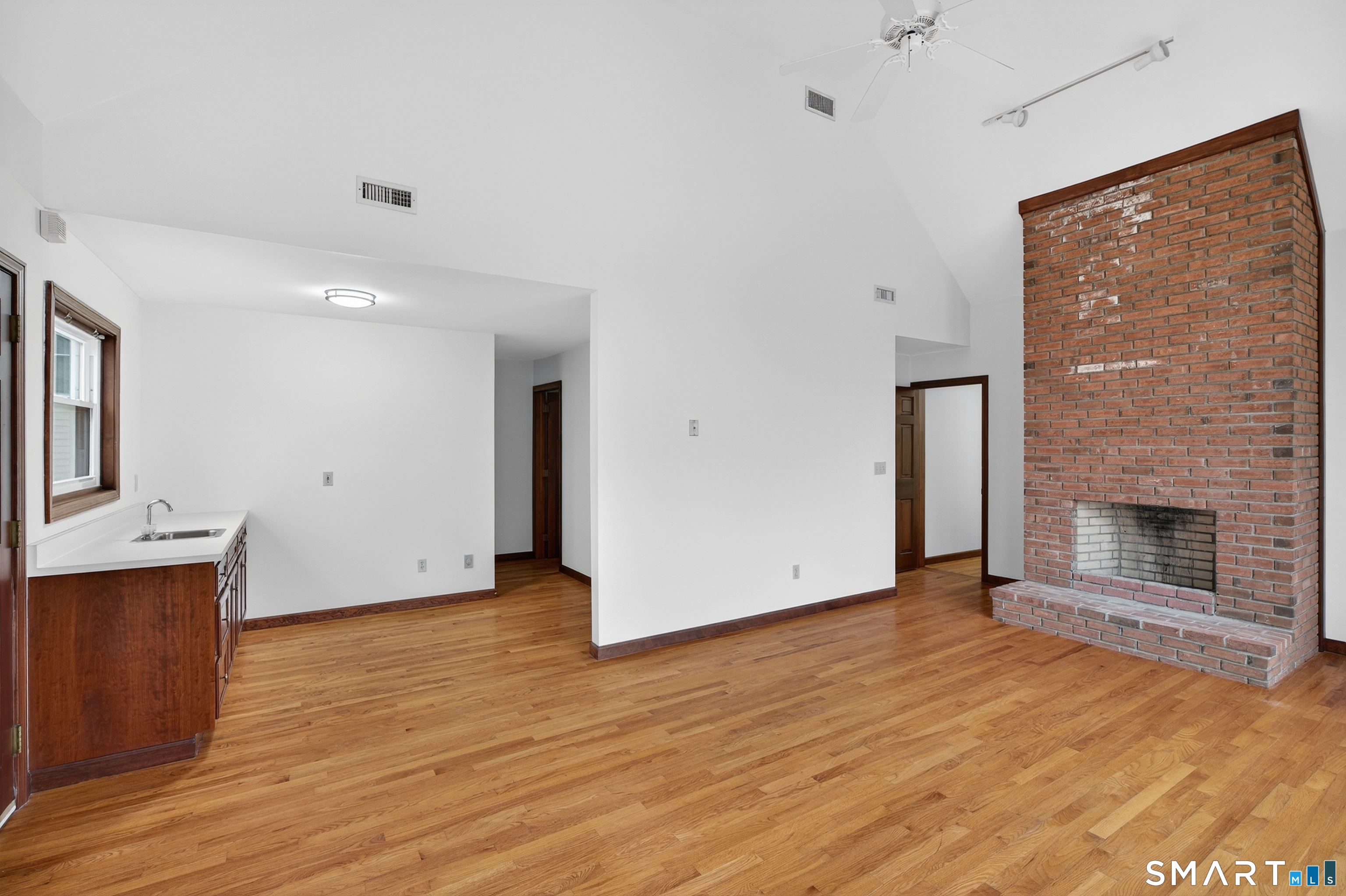 Photo 32 of 82 Limewood Avenue, Branford, CT