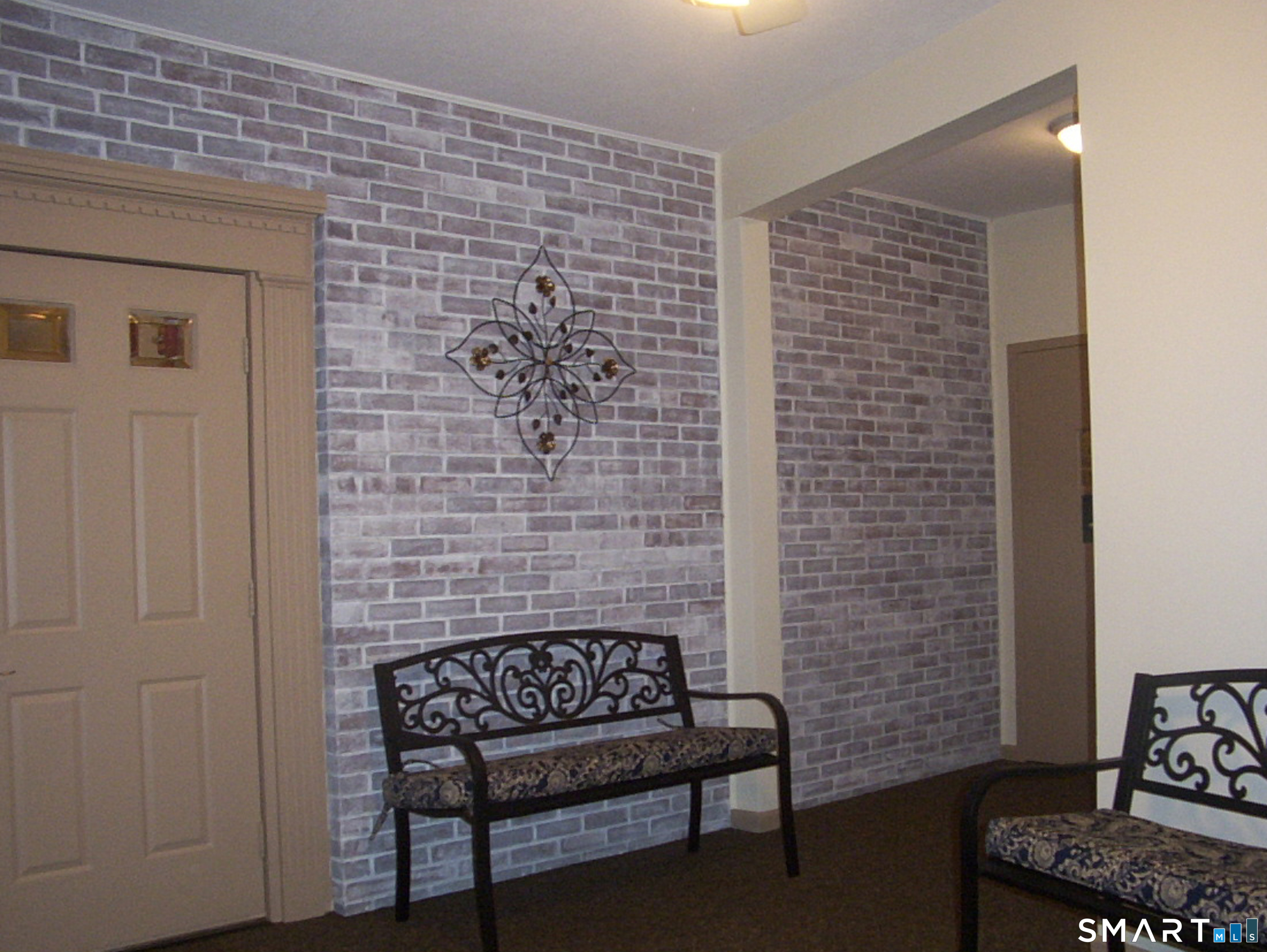 Homes for sale in Simsbury, CT | 40 Firetown Rd #APT 22, Simsbury, CT 06070 | MLS# 24149005