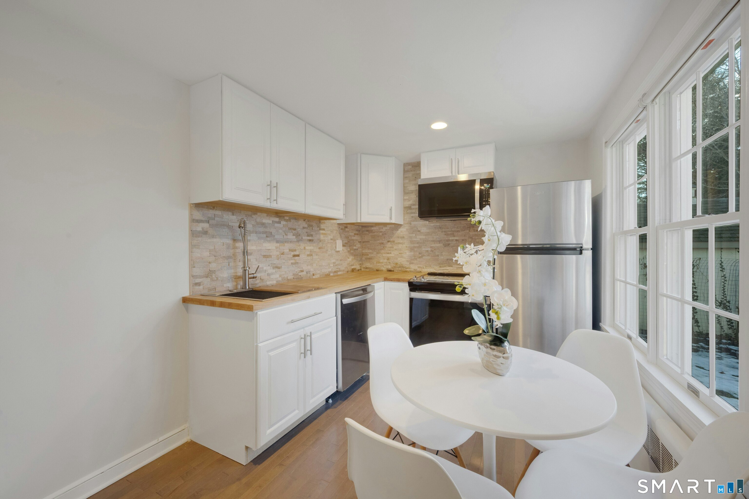 Photo 5 of 4 Whitney Street, Westport, CT