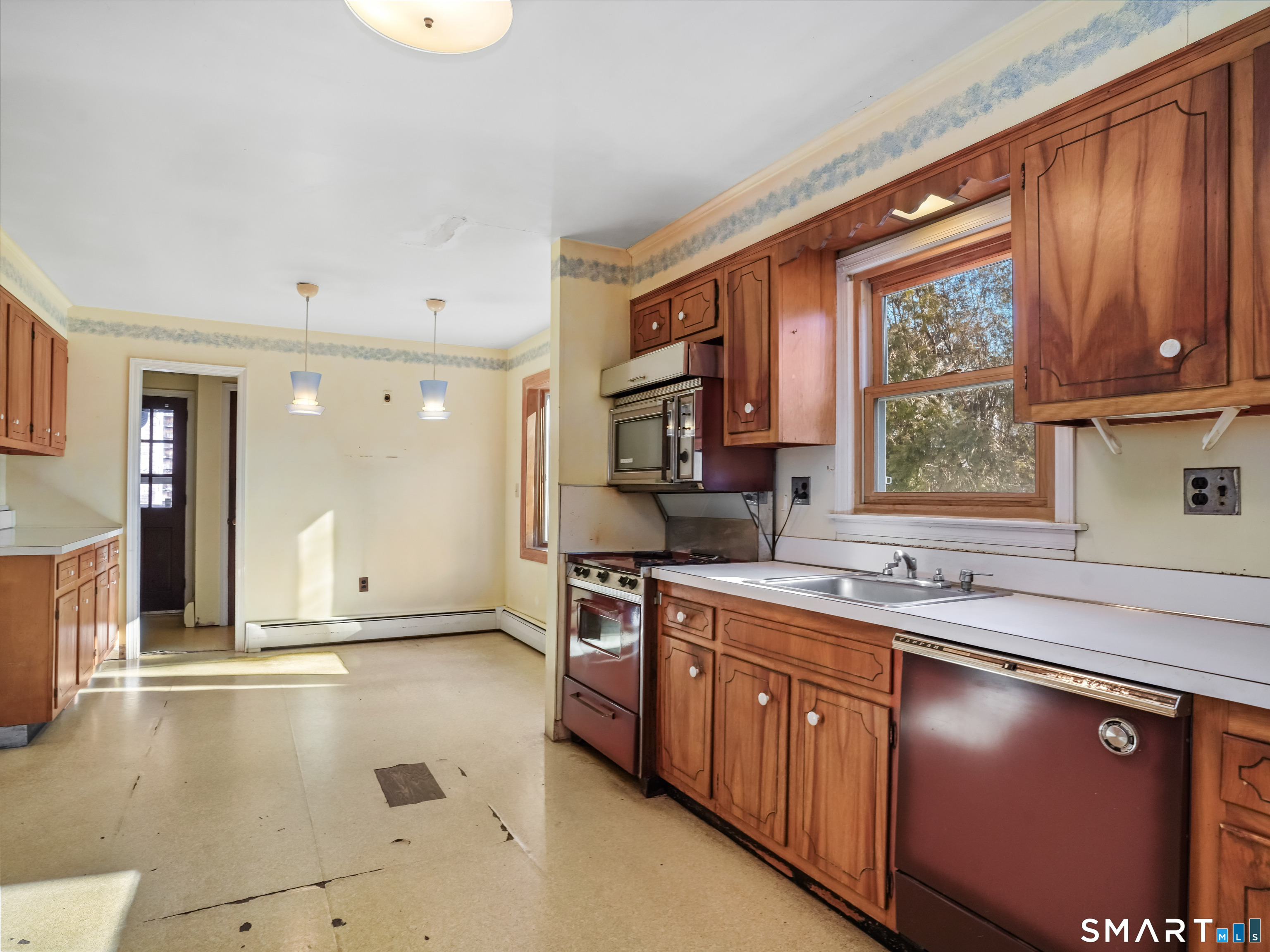 Photo 12 of 18 Griffith Road, Greenwich, CT