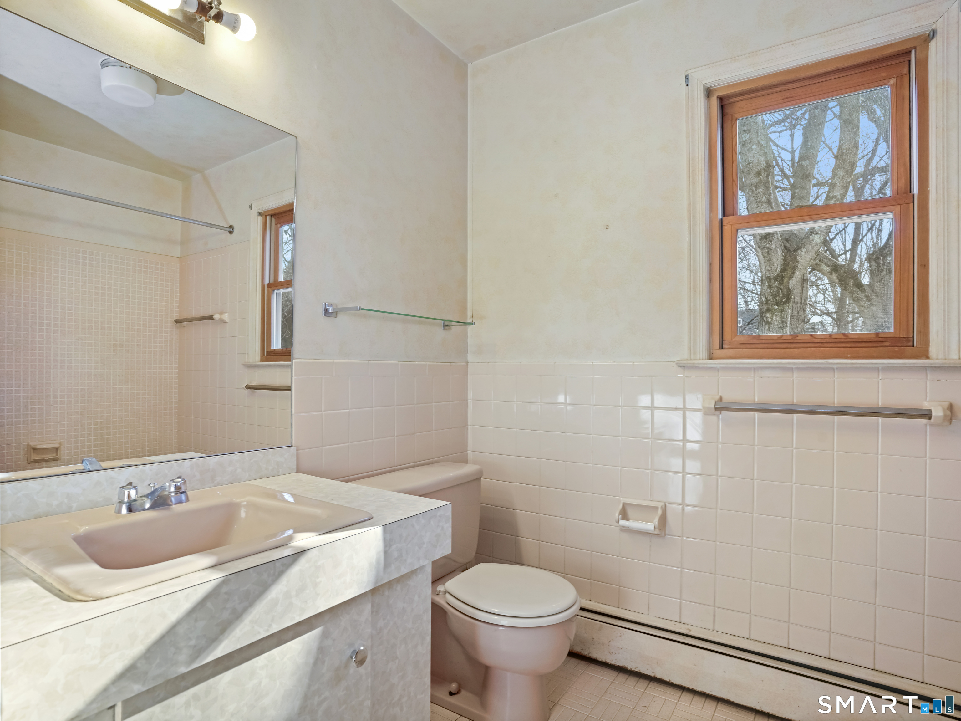 Photo 22 of 18 Griffith Road, Greenwich, CT