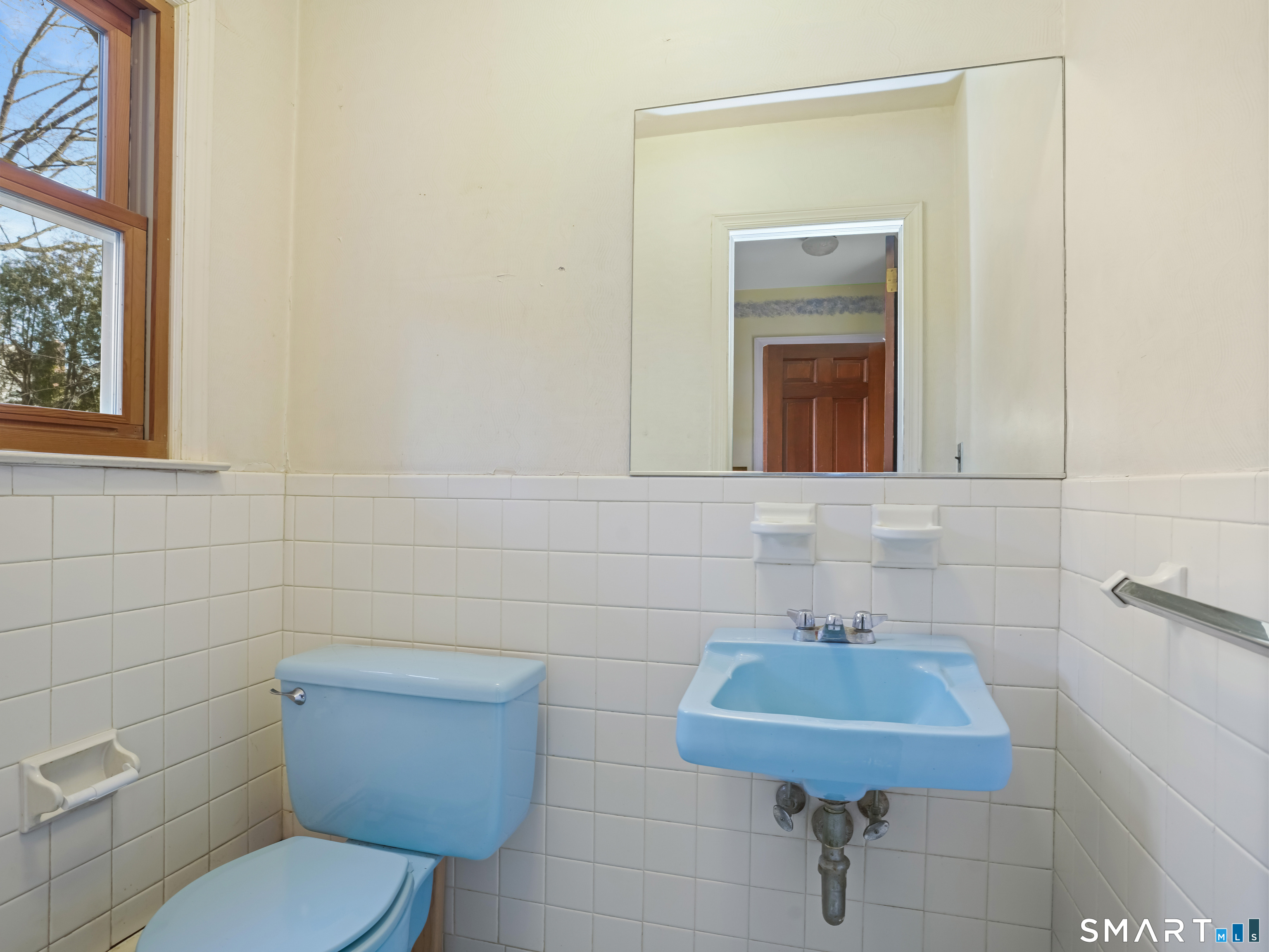 Photo 13 of 18 Griffith Road, Greenwich, CT