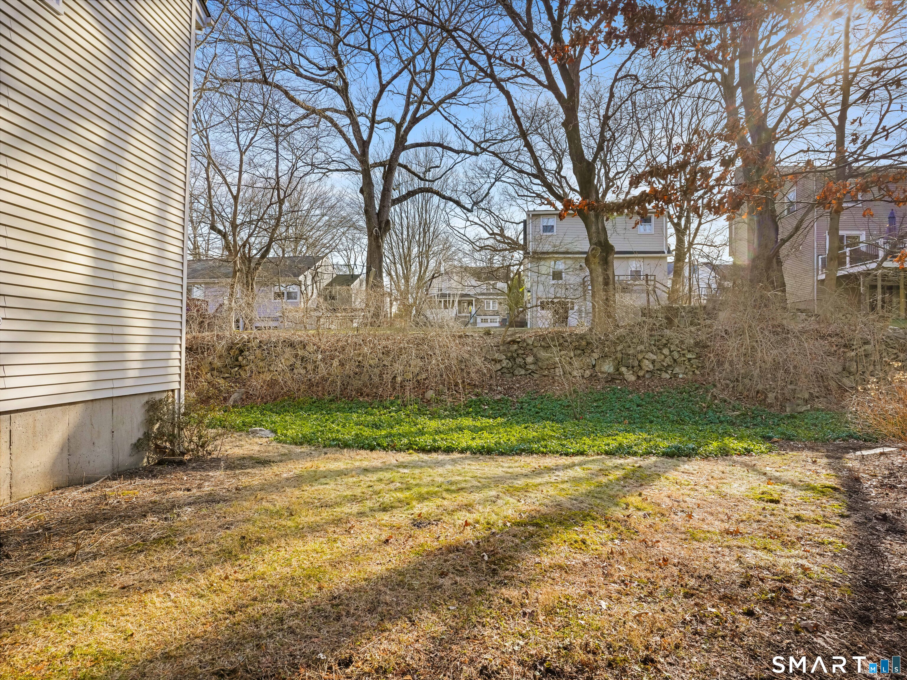 Photo 29 of 18 Griffith Road, Greenwich, CT