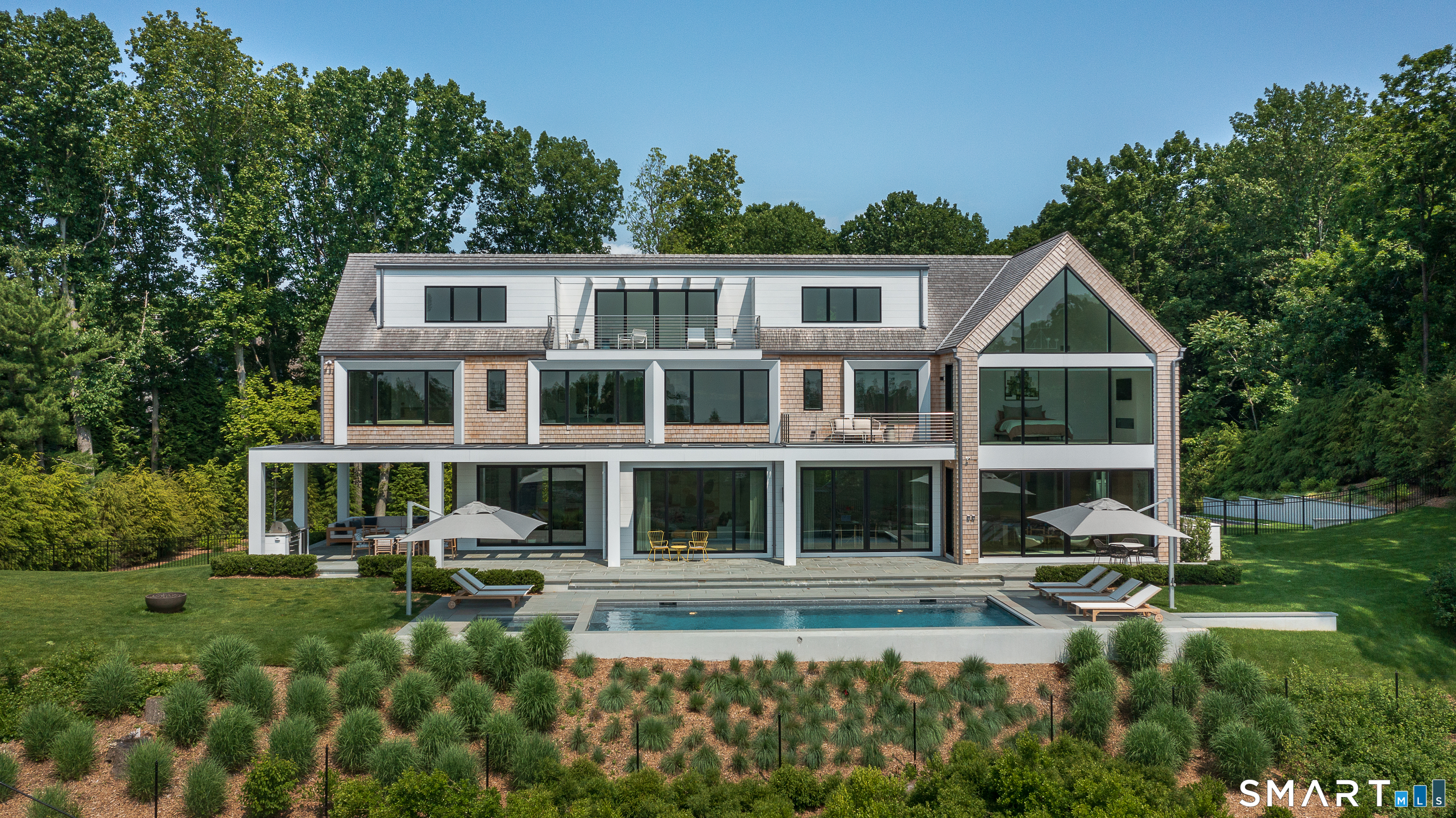 Homes for sale in Westport, CT | 19 Beachside Comn, Westport, CT 06880 | MLS# 24147281