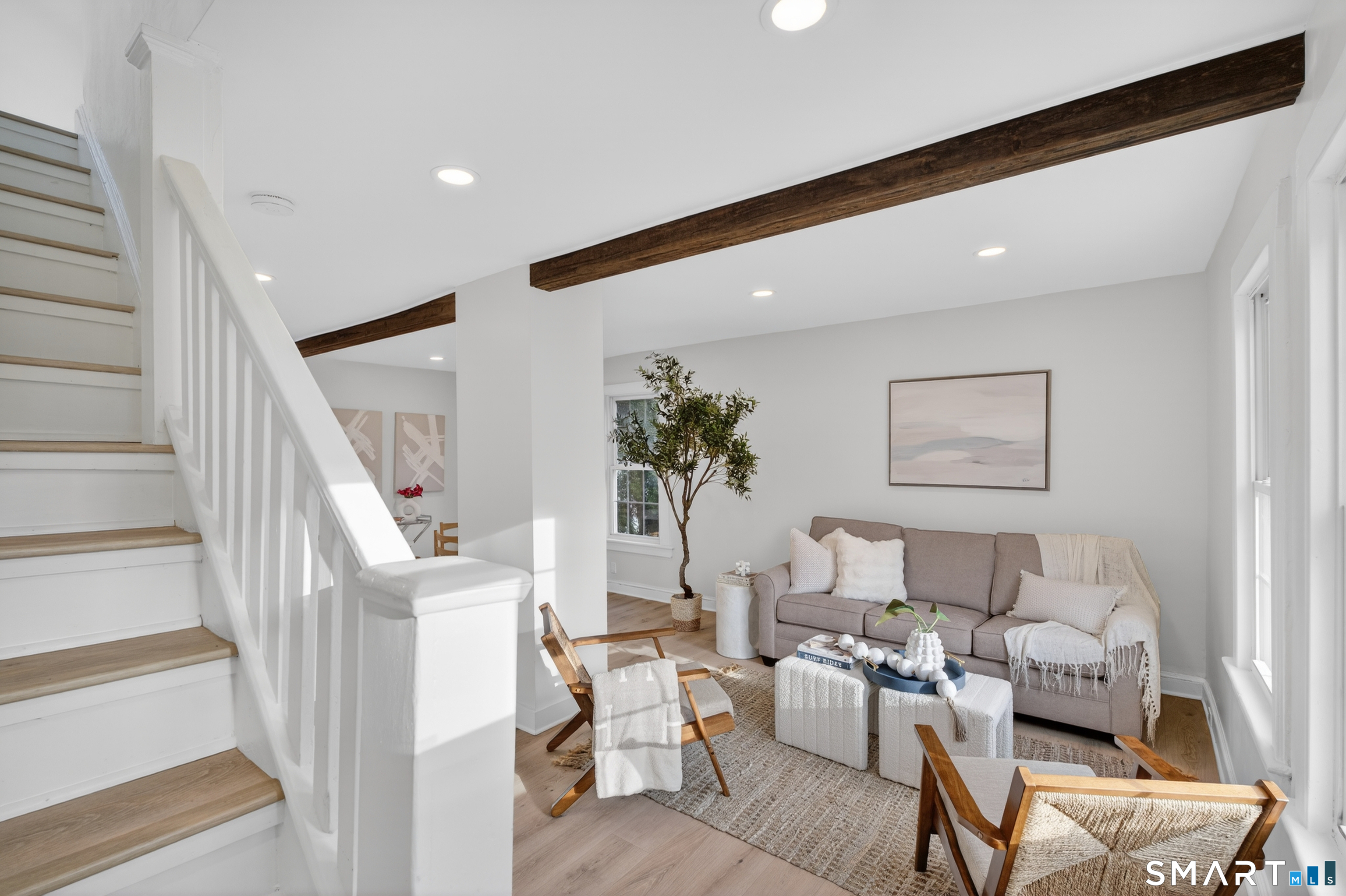 Homes for sale in Milford, CT | 190 W Main St, Milford, CT 06460 | MLS# 24149169