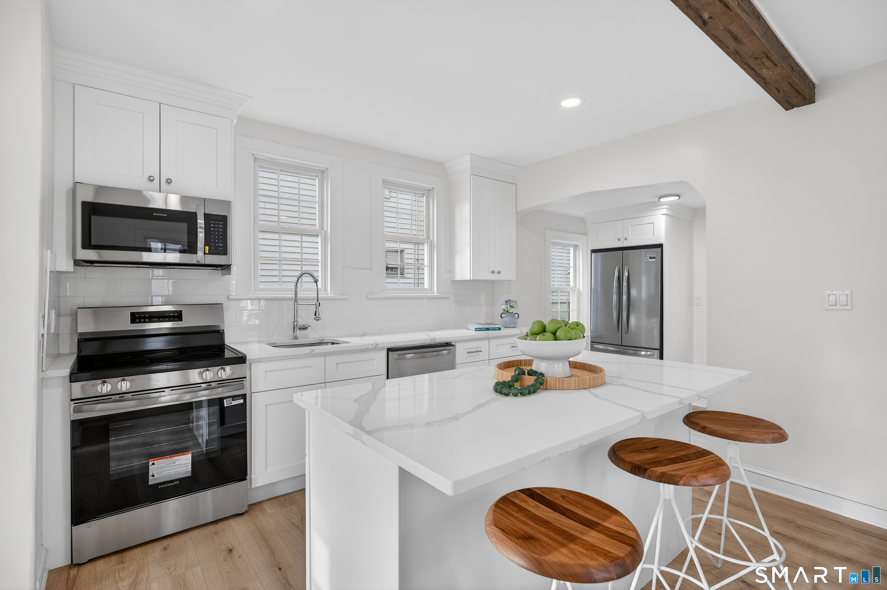 Photo 11 of 190 Main Street, Milford, CT