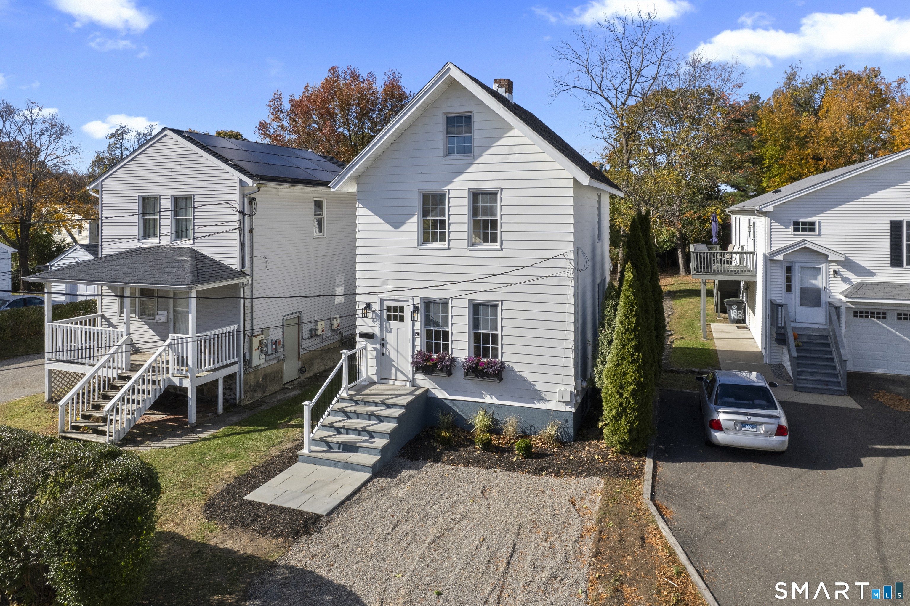 Homes for sale in Milford, CT | 190 W Main St, Milford, CT 06460 | MLS# 24149169