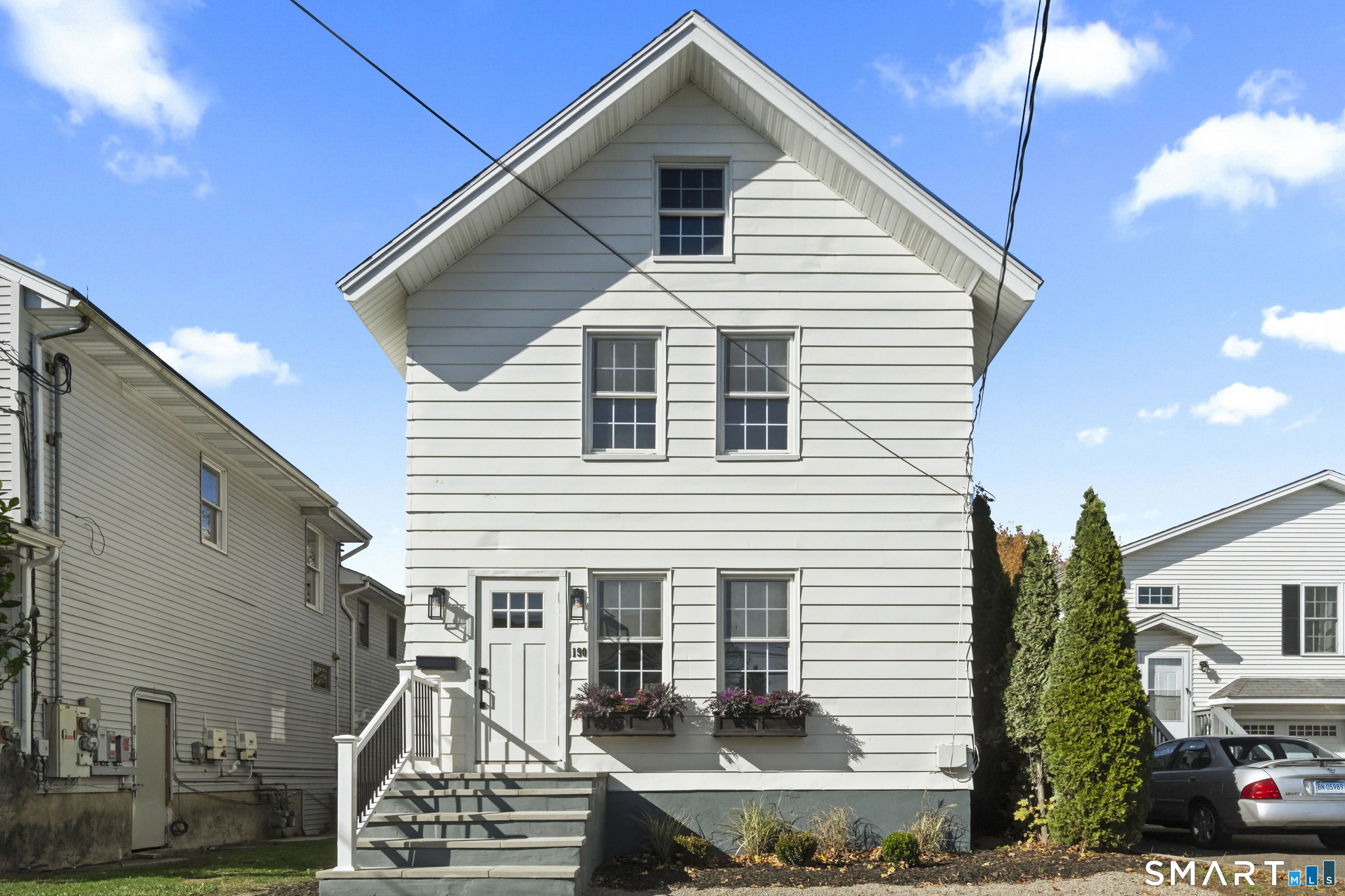 Homes for sale in Milford, CT | 190 W Main St, Milford, CT 06460 | MLS# 24149169