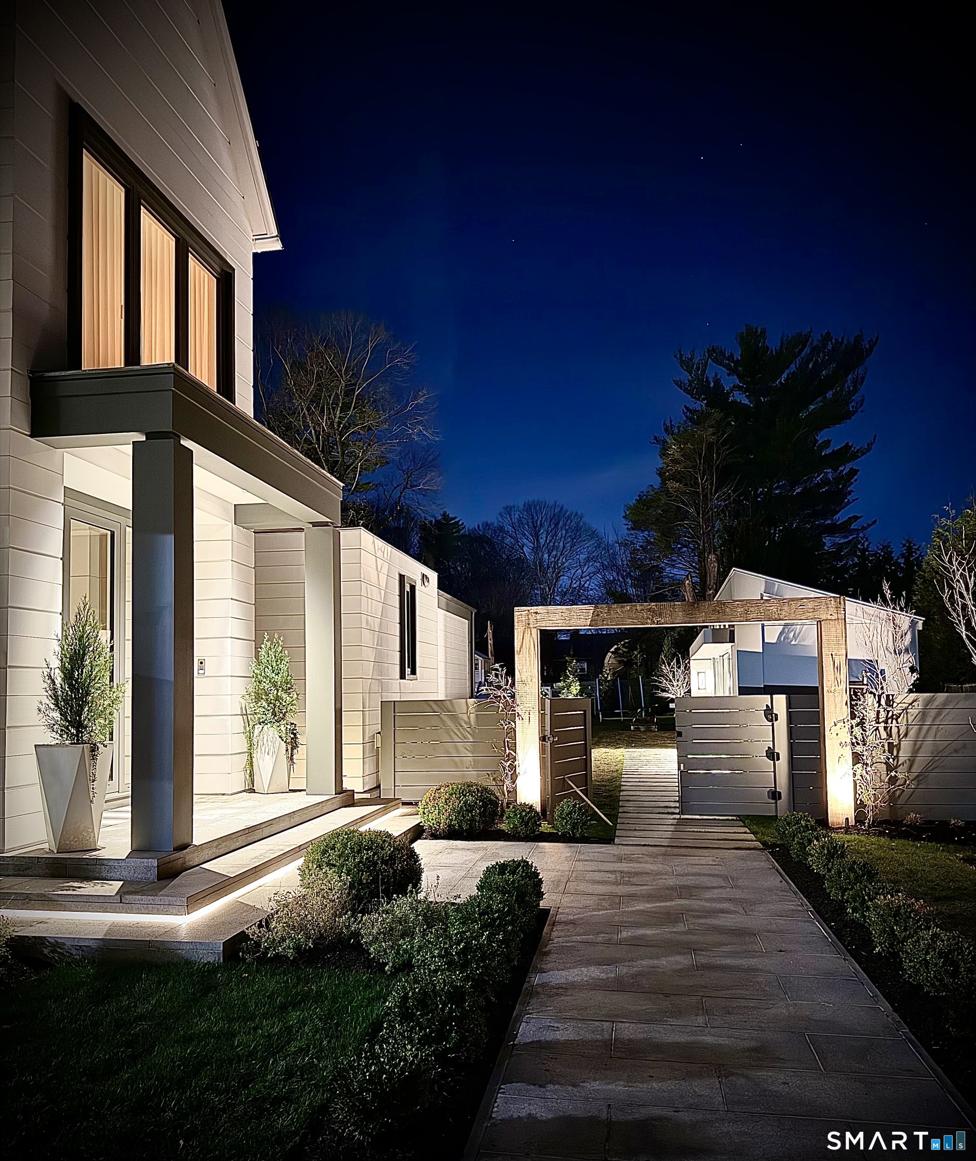 Homes for sale in Westport, CT | 11 Dogwood Ln, Westport, CT 06880 | MLS# 24148523