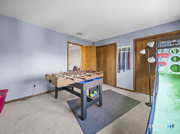 Photo 16 of 266 Knollwood Road, Manchester, CT