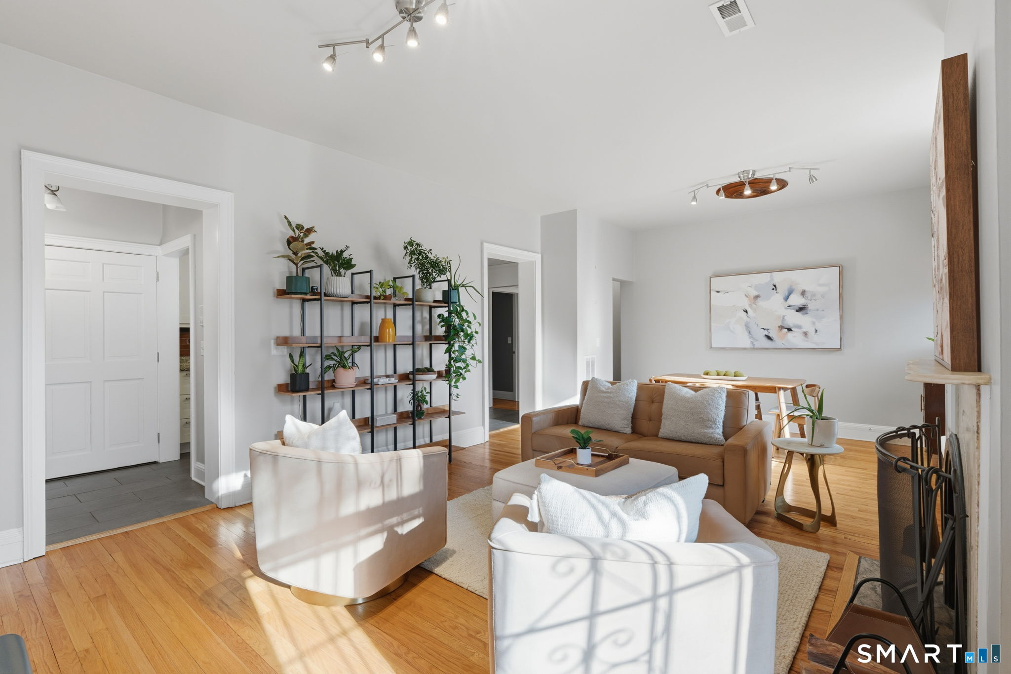 Homes for sale in Hartford, CT | 34 Charter Oak Pl #1, Hartford, CT 06183 | MLS# 24149189