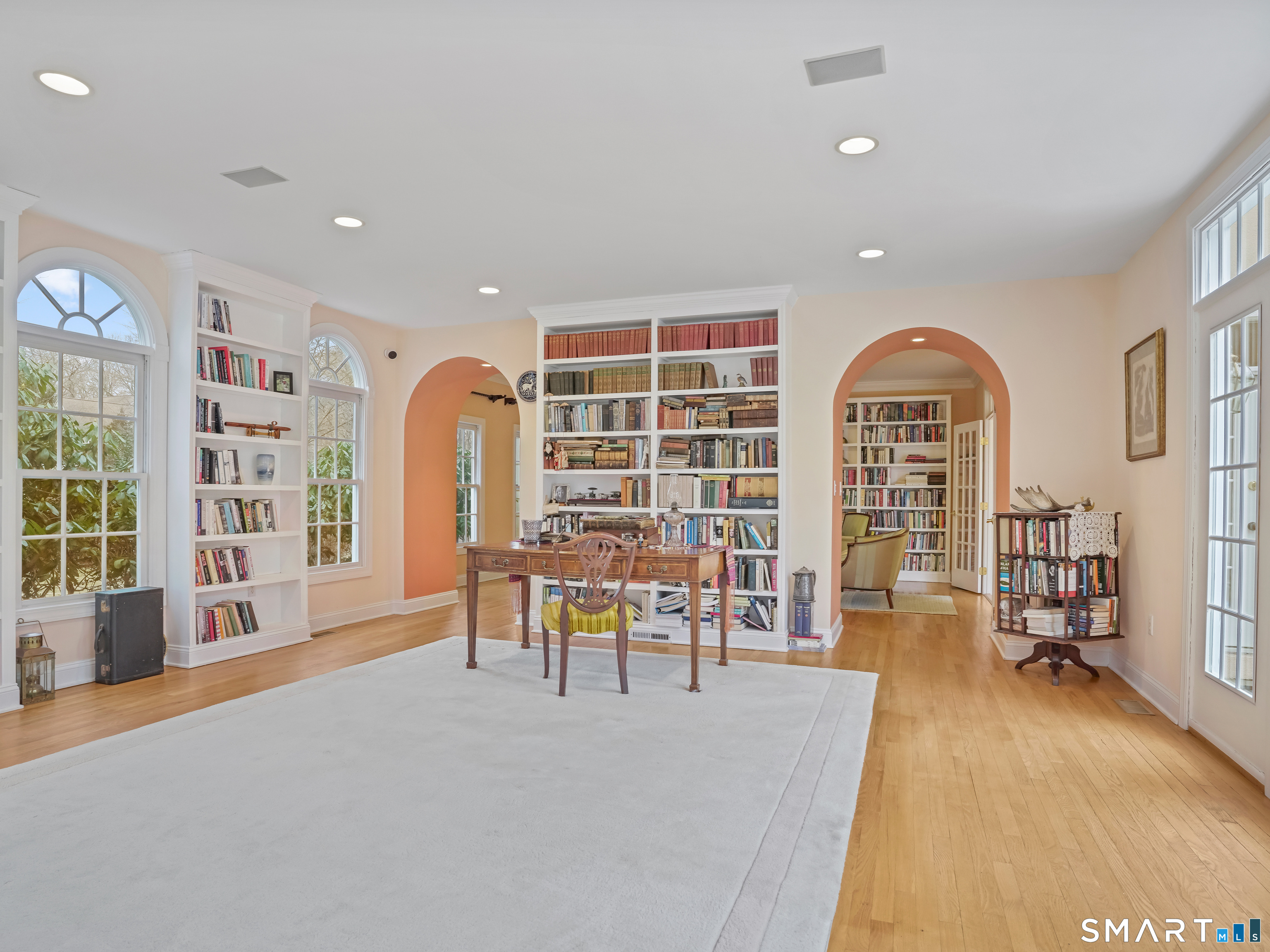 Homes for sale in Easton, CT | 12 Fox Run Dr, Easton, CT 06612 | MLS# 24149174