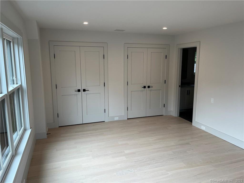 Photo 6 of 282 Tokeneke Road, Darien, CT