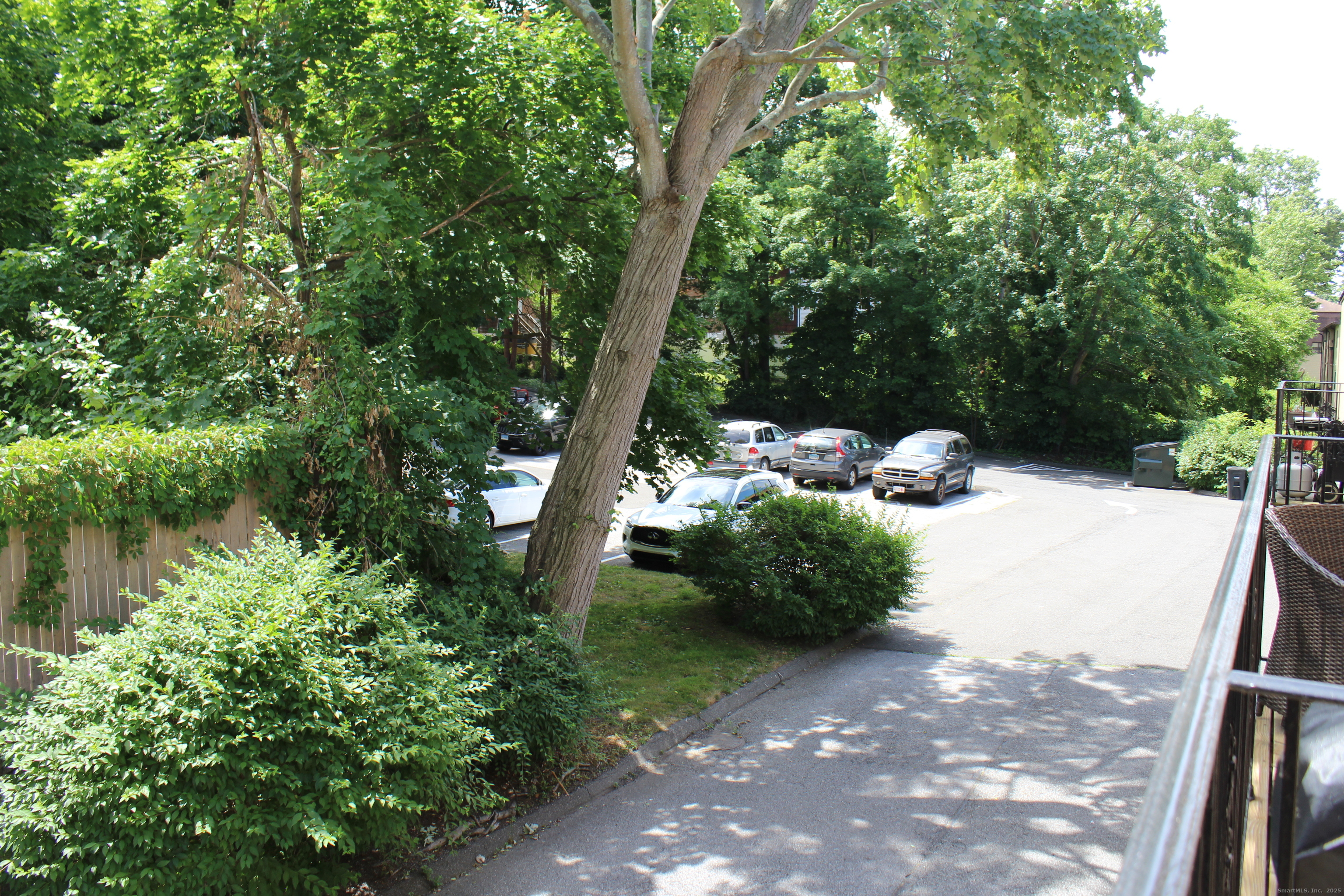 Photo 14 of 39 Woodway Road, Stamford, CT