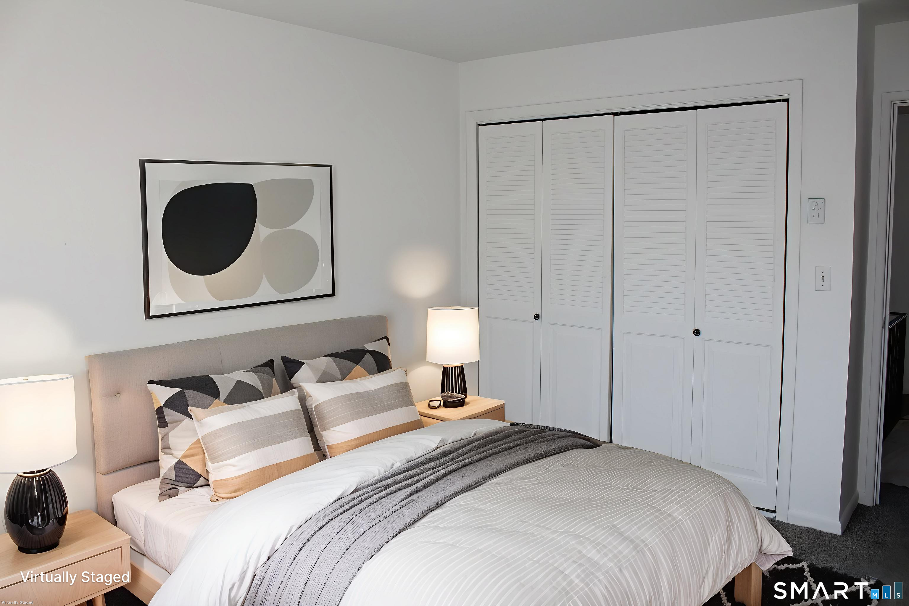 Photo 10 of 39 Woodway Road, Stamford, CT