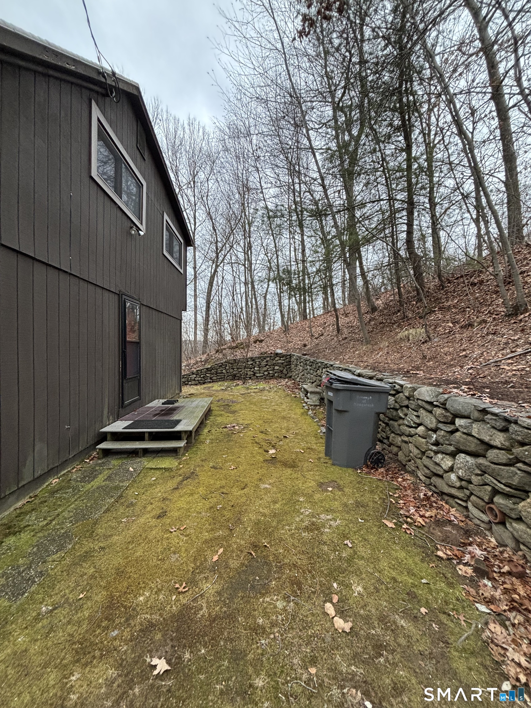 Photo 8 of 26 Village Circle, Naugatuck, CT