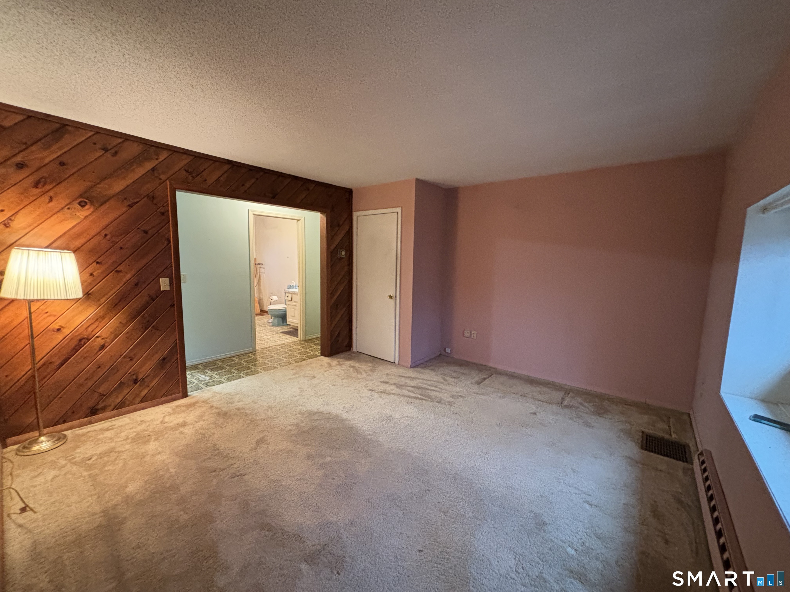 Photo 13 of 26 Village Circle, Naugatuck, CT