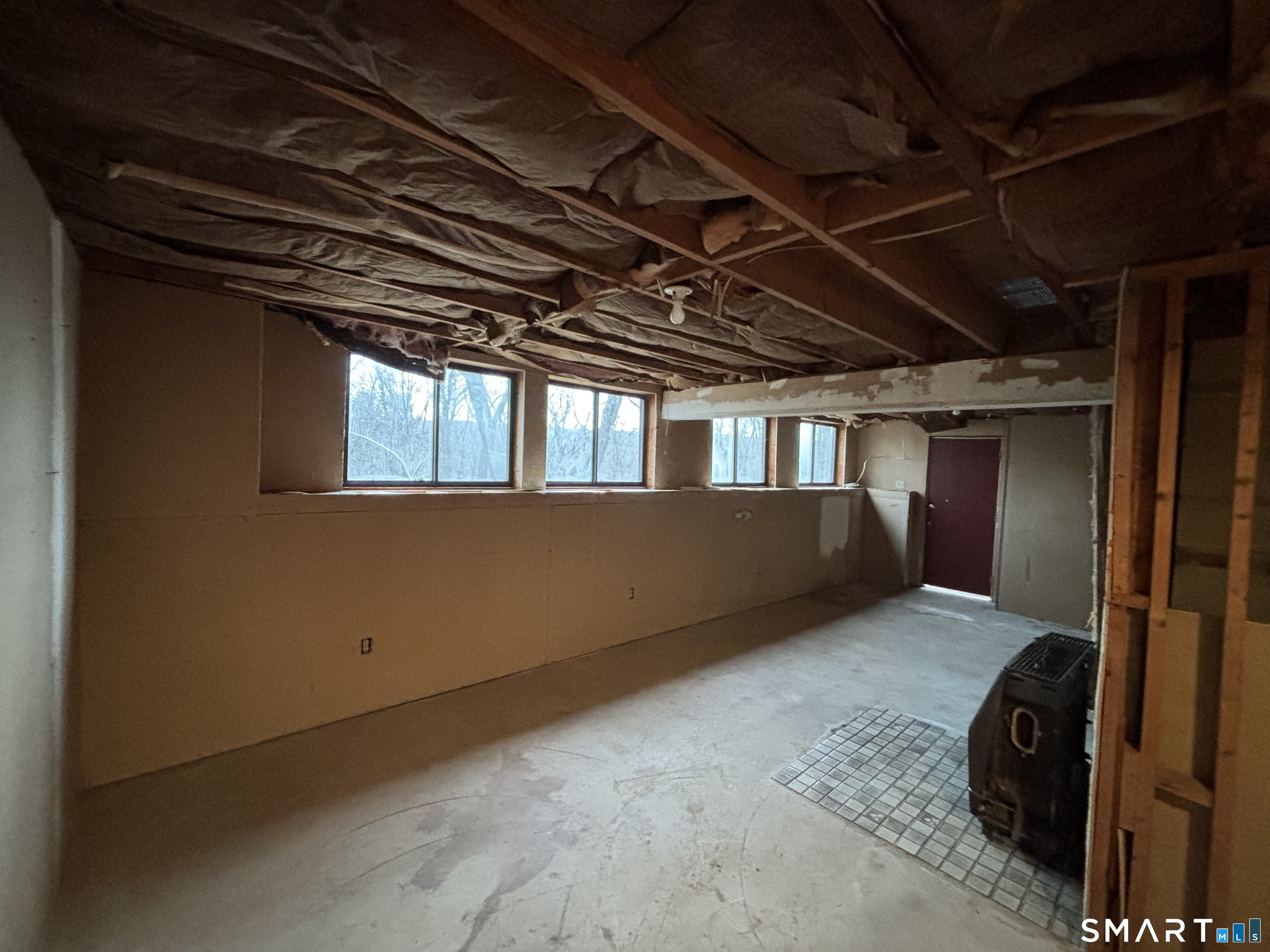 Photo 27 of 26 Village Circle, Naugatuck, CT