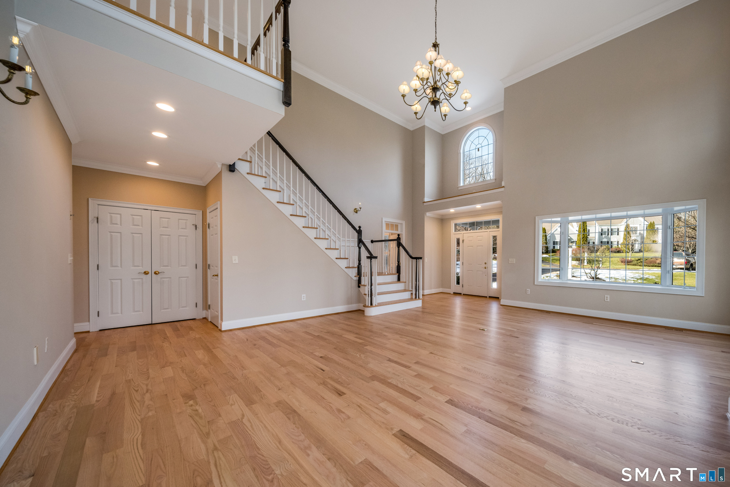 Homes for sale in Avon, CT | 123 Bridgewater Dr, Avon, CT 06001 | MLS# 24146561