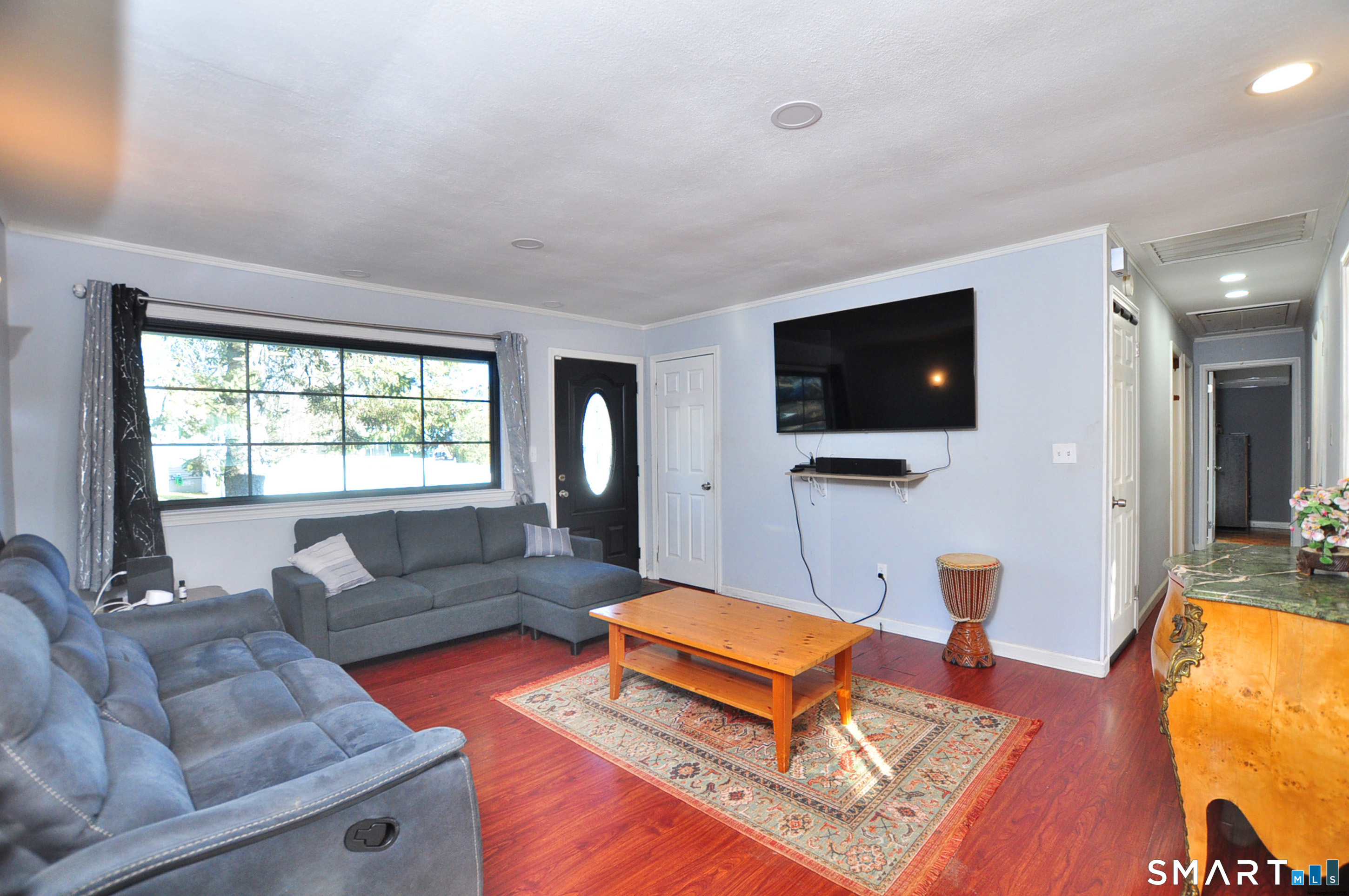 Homes for sale in Waterbury, CT | 8 Cornfield Rd, Waterbury, CT 06704 | MLS# 24148369