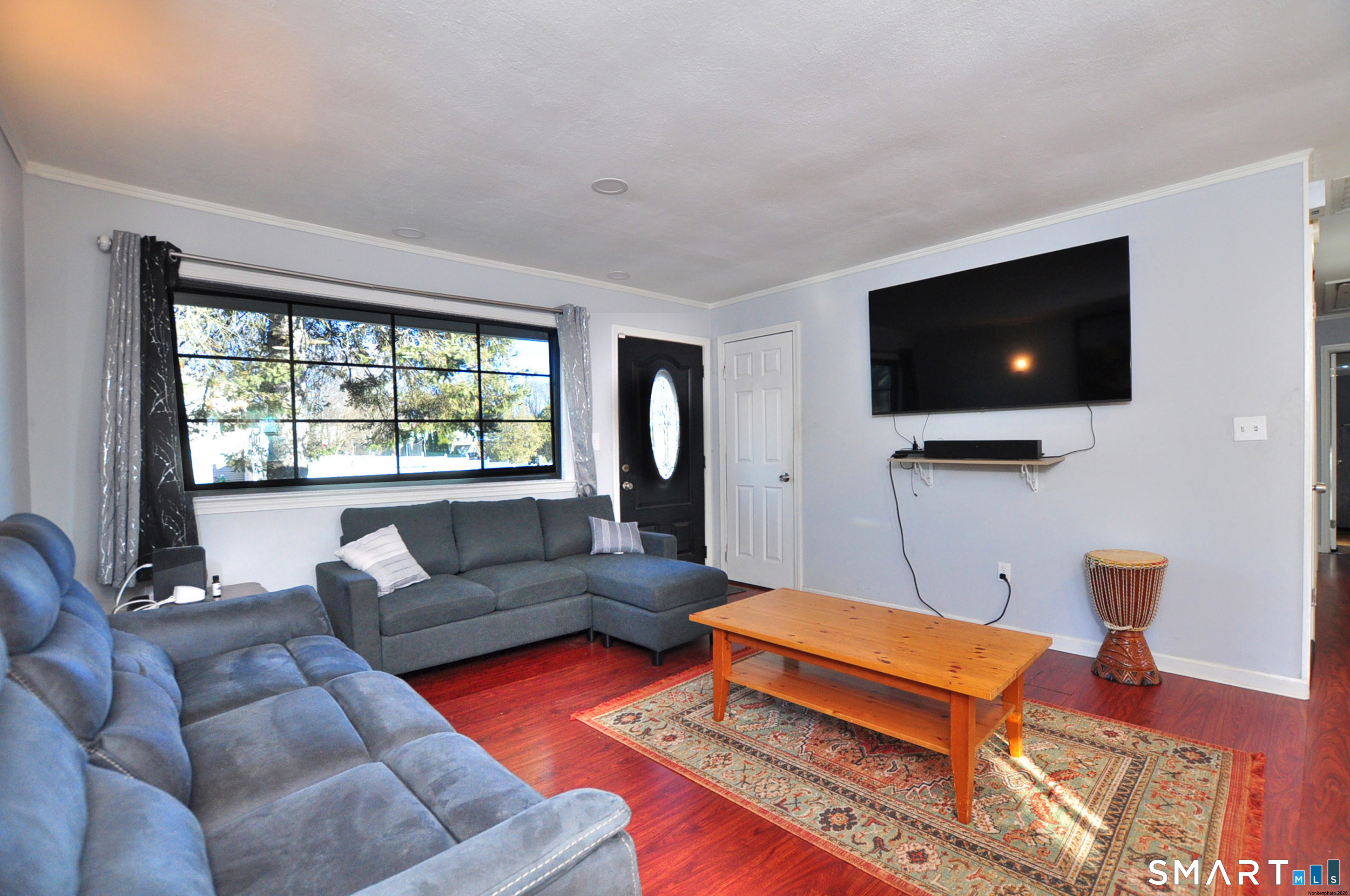 Homes for sale in Waterbury, CT | 8 Cornfield Rd, Waterbury, CT 06704 | MLS# 24148369