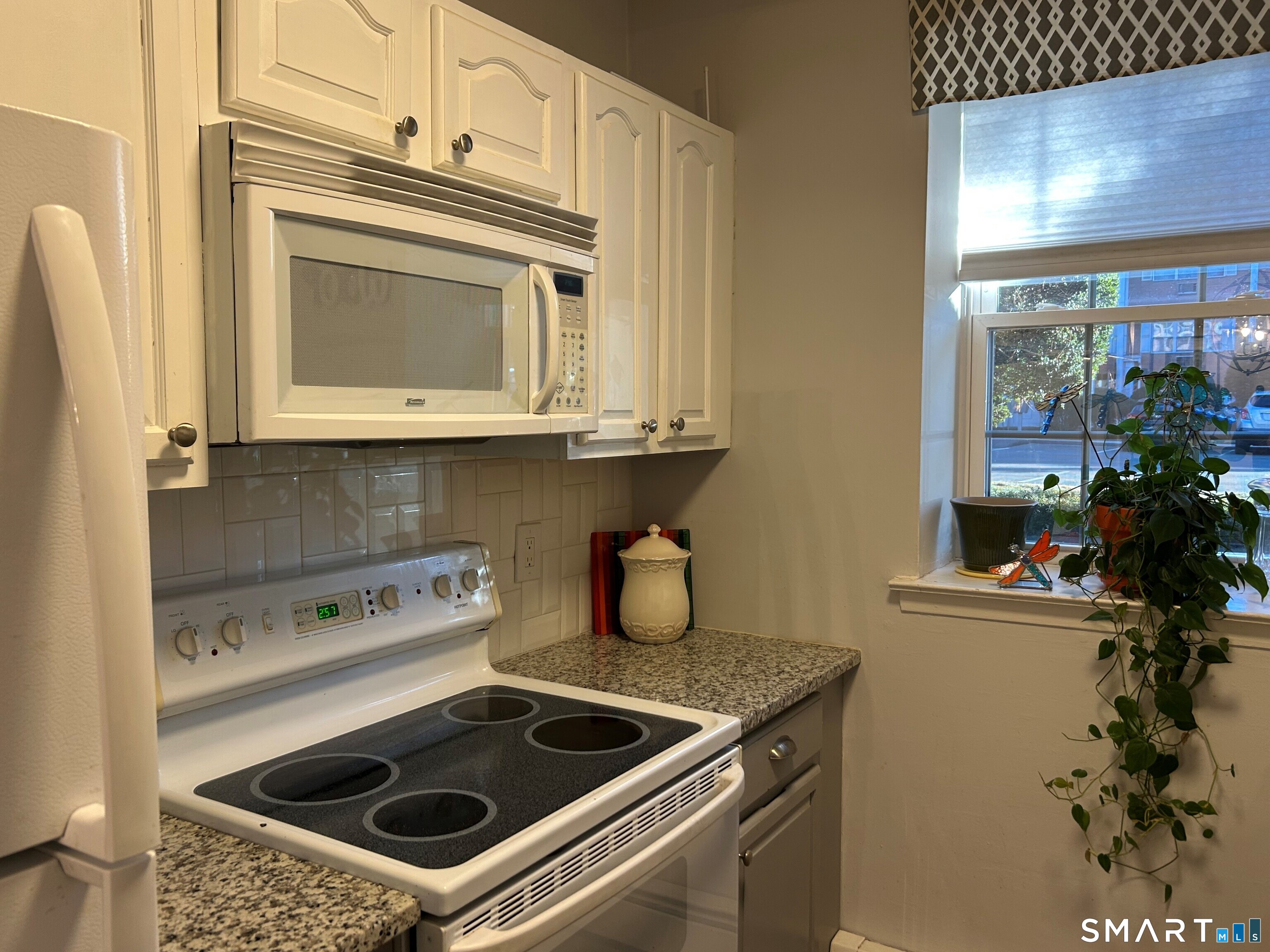 Photo 6 of 1070 New Haven Avenue, Milford, CT