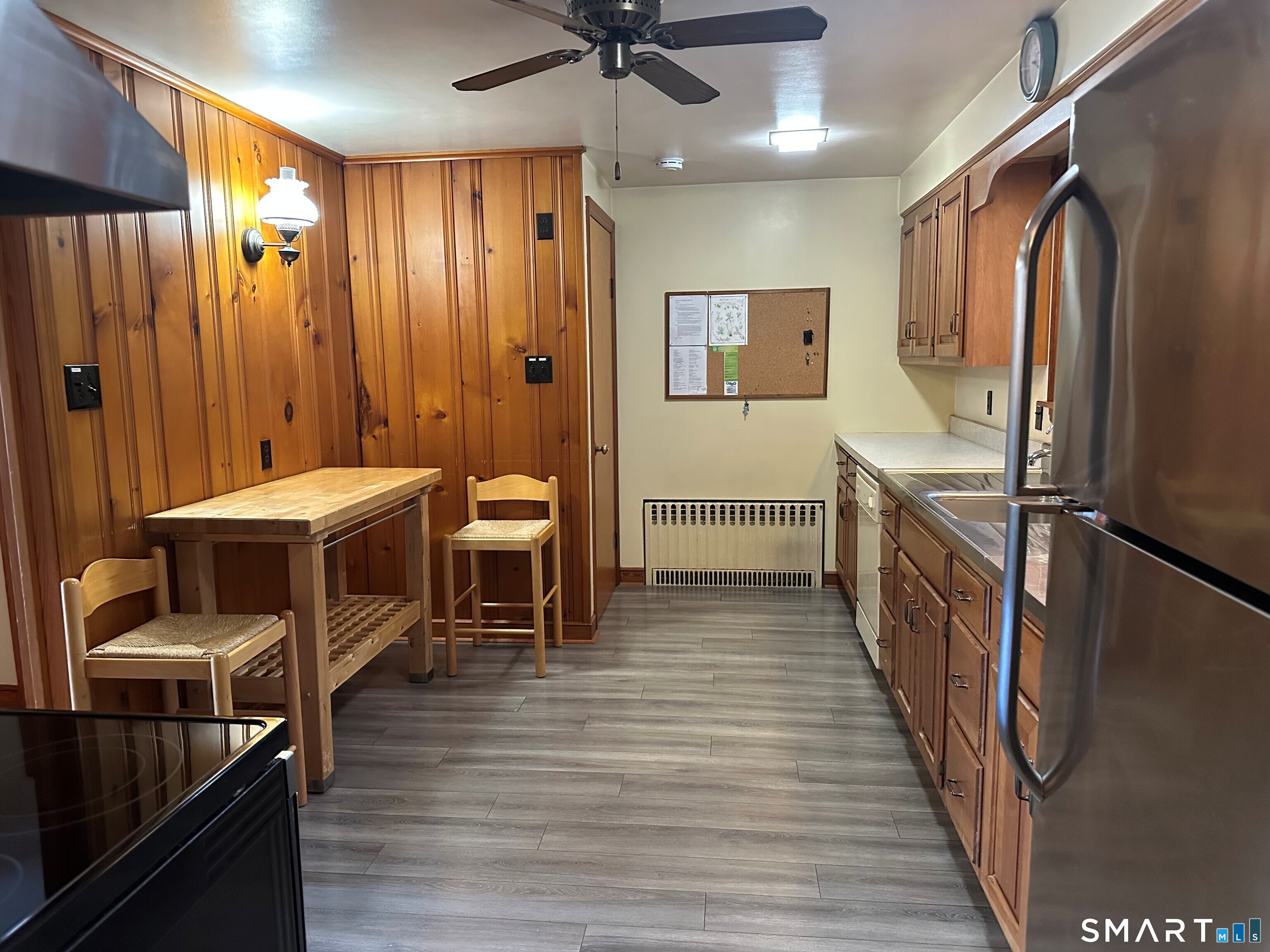 Photo 6 of 989 Farms Road, Wallingford, CT