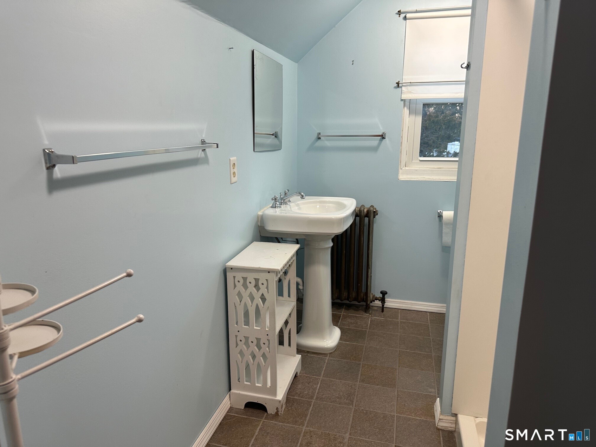 Photo 24 of 989 Farms Road, Wallingford, CT