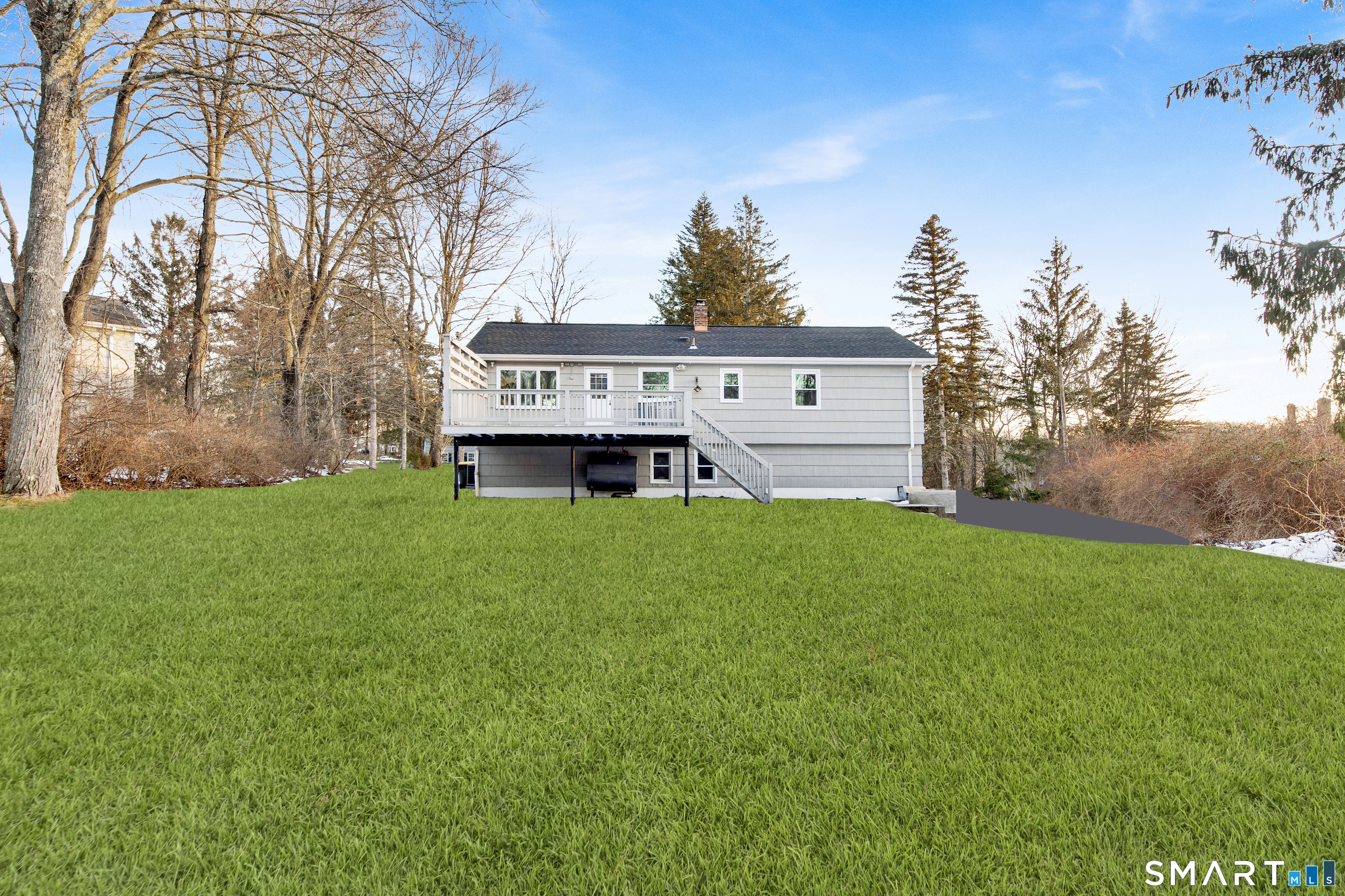 Homes for sale in New Fairfield, CT | 21 Donna Dr, New Fairfield, CT 06812 | MLS# 24149262