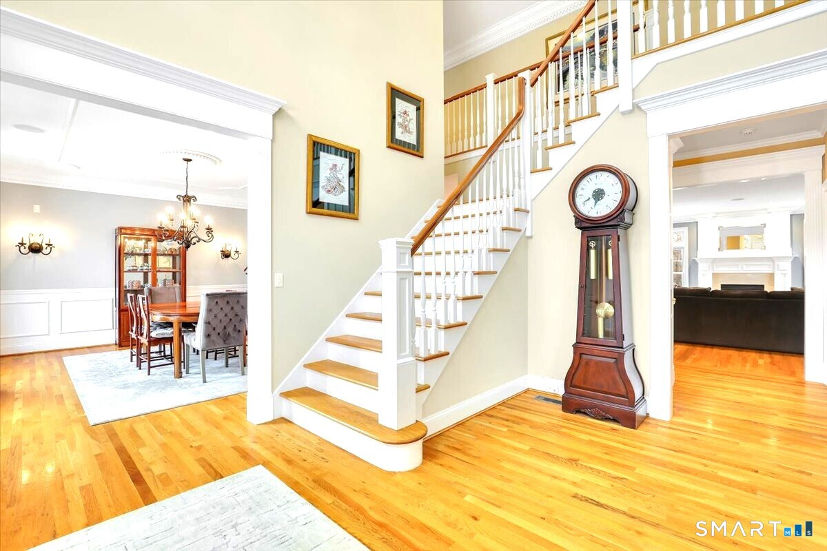 Homes for sale in Avon, CT | 26 Berkshire Xing, Avon, CT 06001 | MLS# 24147082