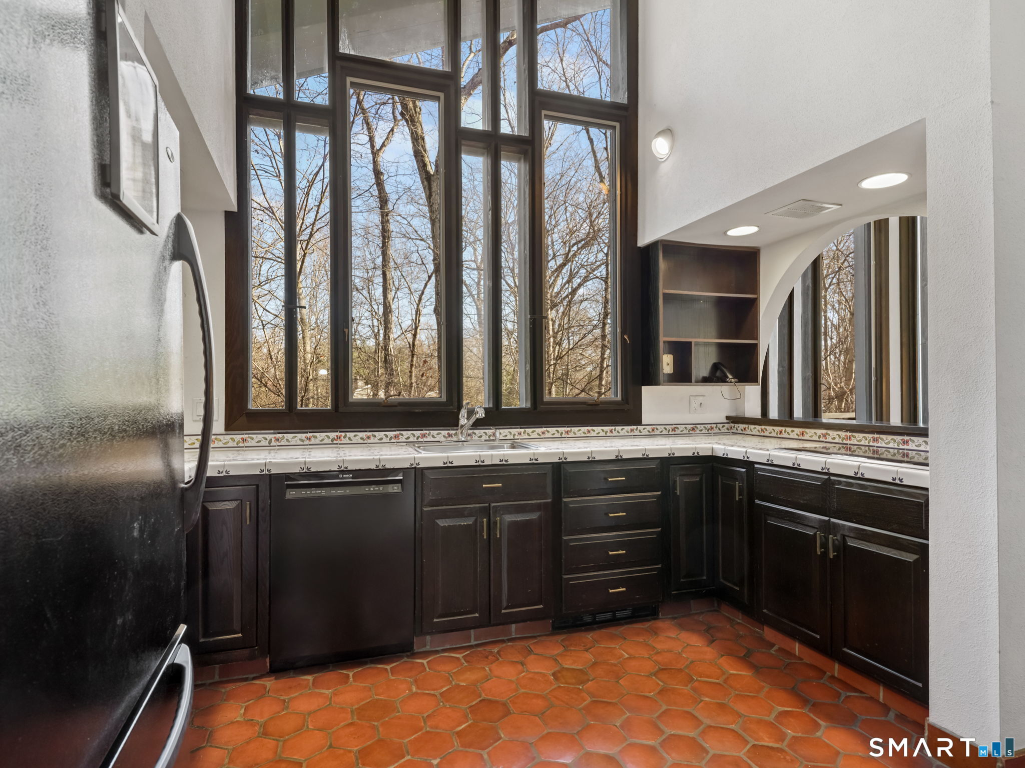 Photo 7 of 484 Cognewaugh Road, Greenwich, CT