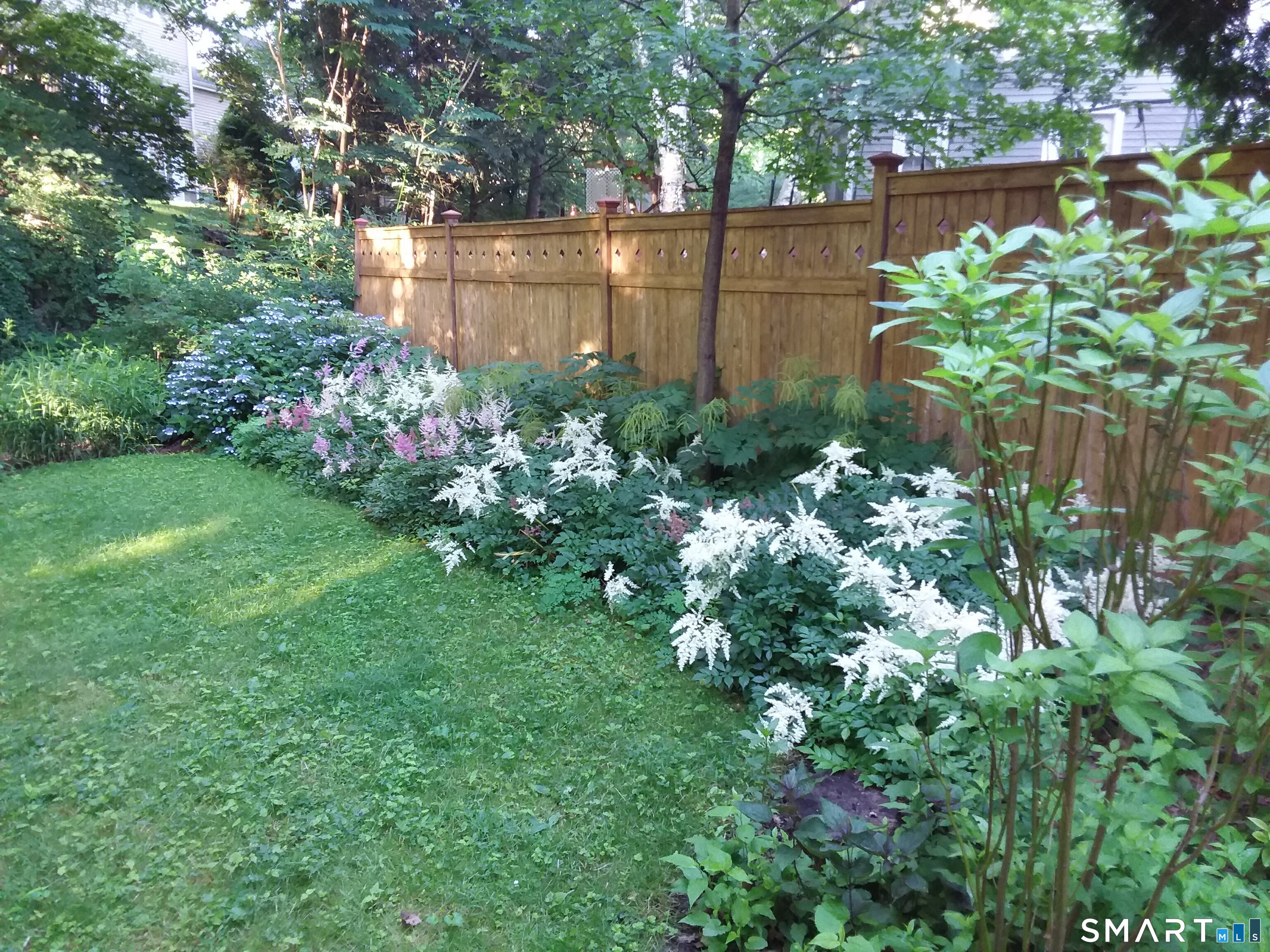 Photo 35 of 18 Griffith Road, Greenwich, CT