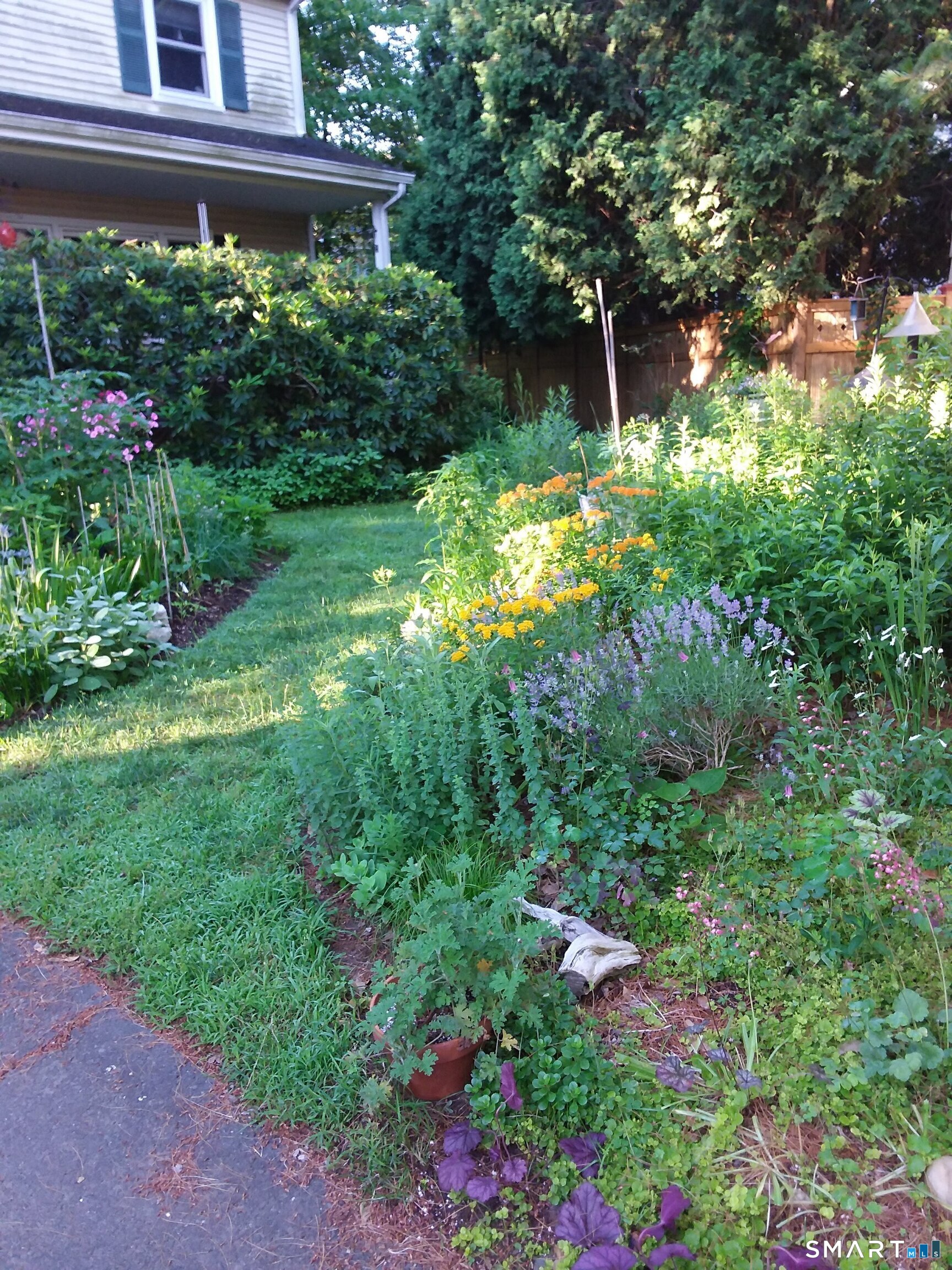 Photo 32 of 18 Griffith Road, Greenwich, CT