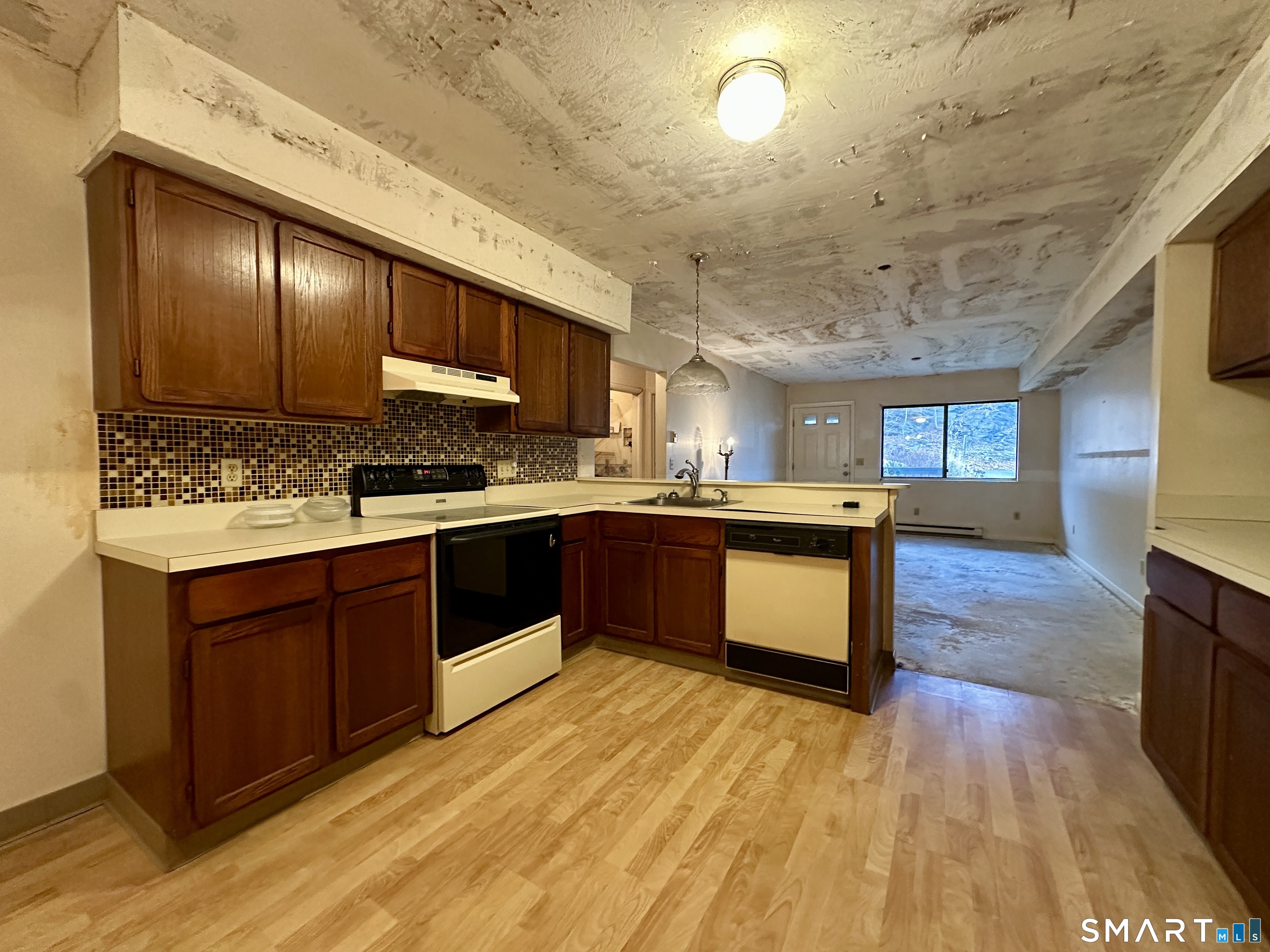 Homes for sale in West Haven, CT | 330 Savin Ave #22, West Haven, CT 06516 | MLS# 24149329