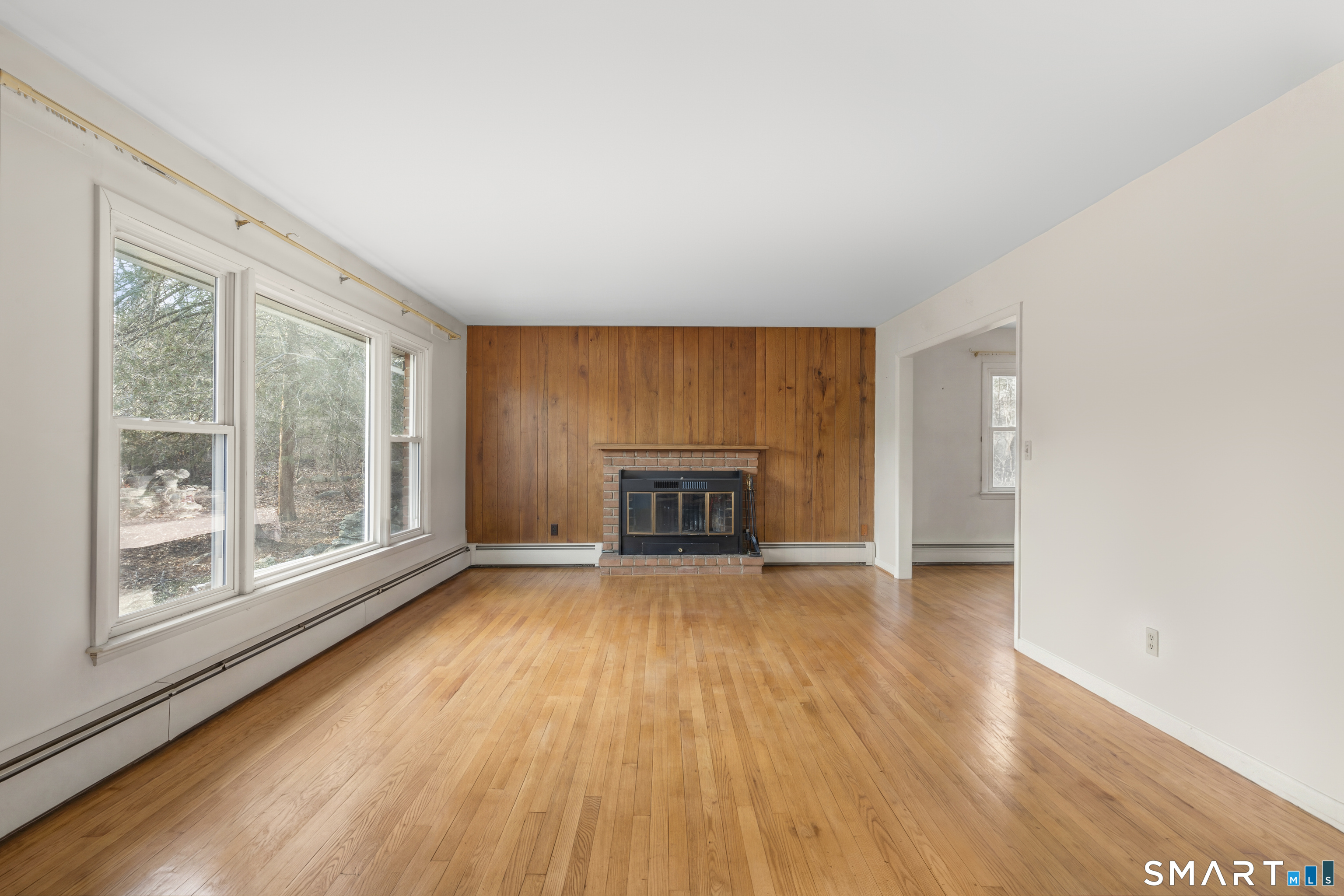 Photo 11 of 276 Grumman Avenue, Norwalk, CT